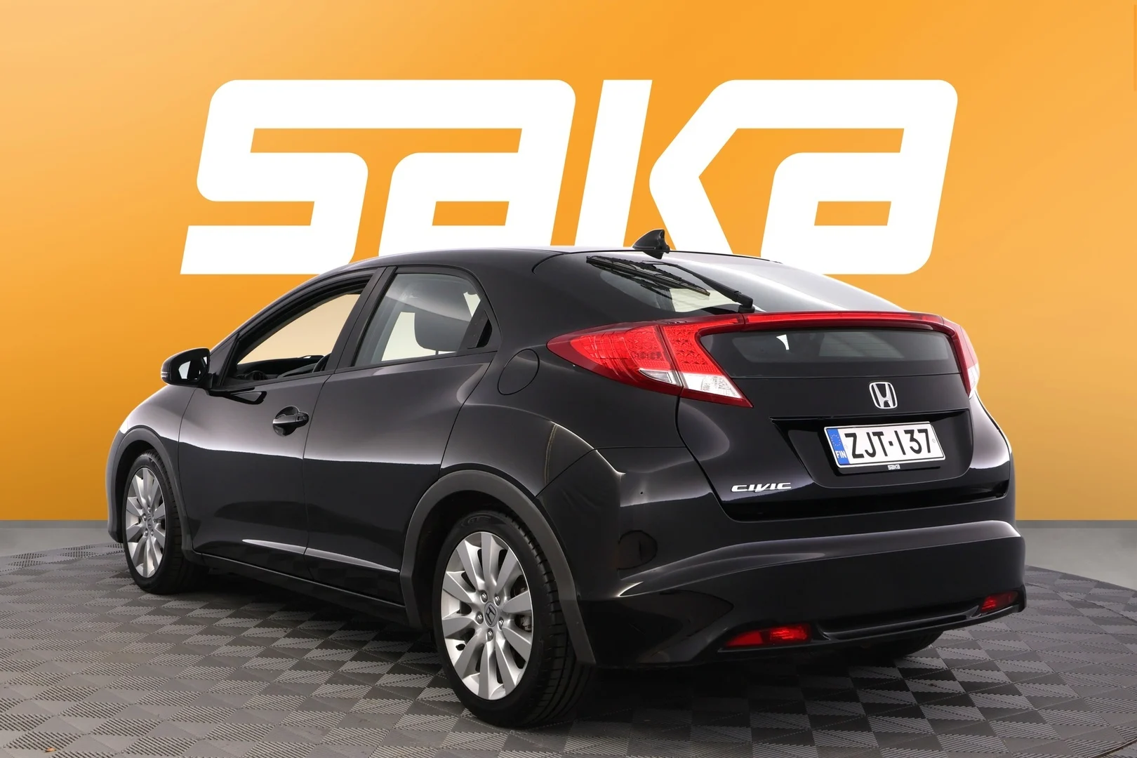 Car Image - 1CnvCLMKmlb13xwjlbt6oS