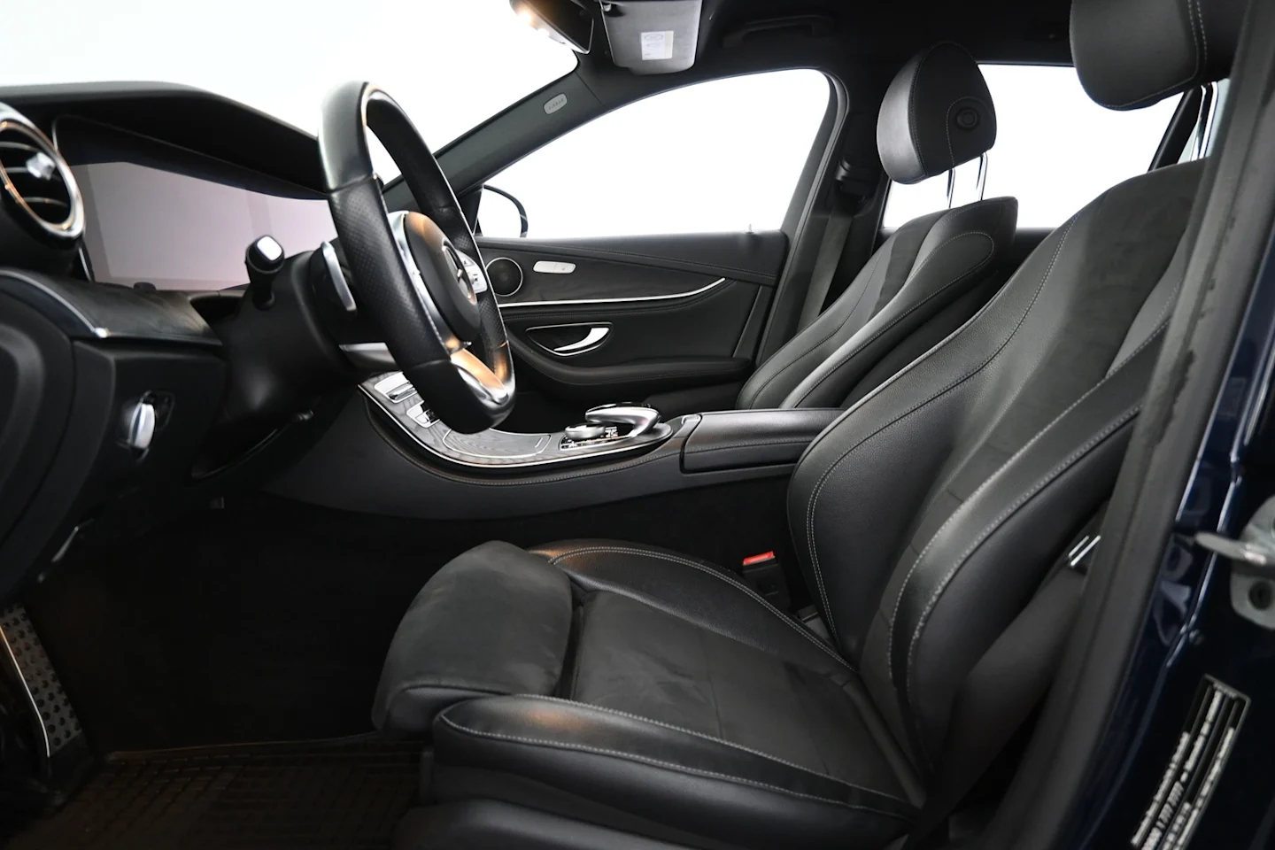 Car Image - 71IW2sAanS9mUPWxxe3yV9