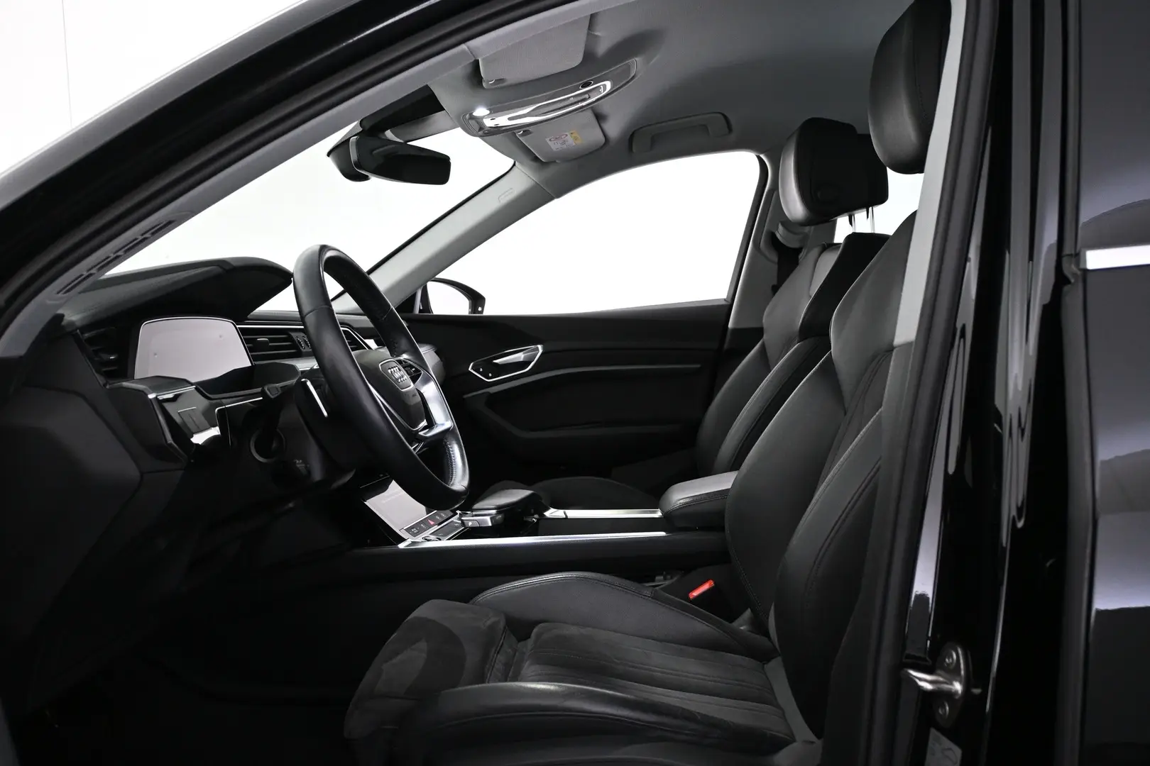 Car Image - 2FlHjuij34xjcjoTugVVCb