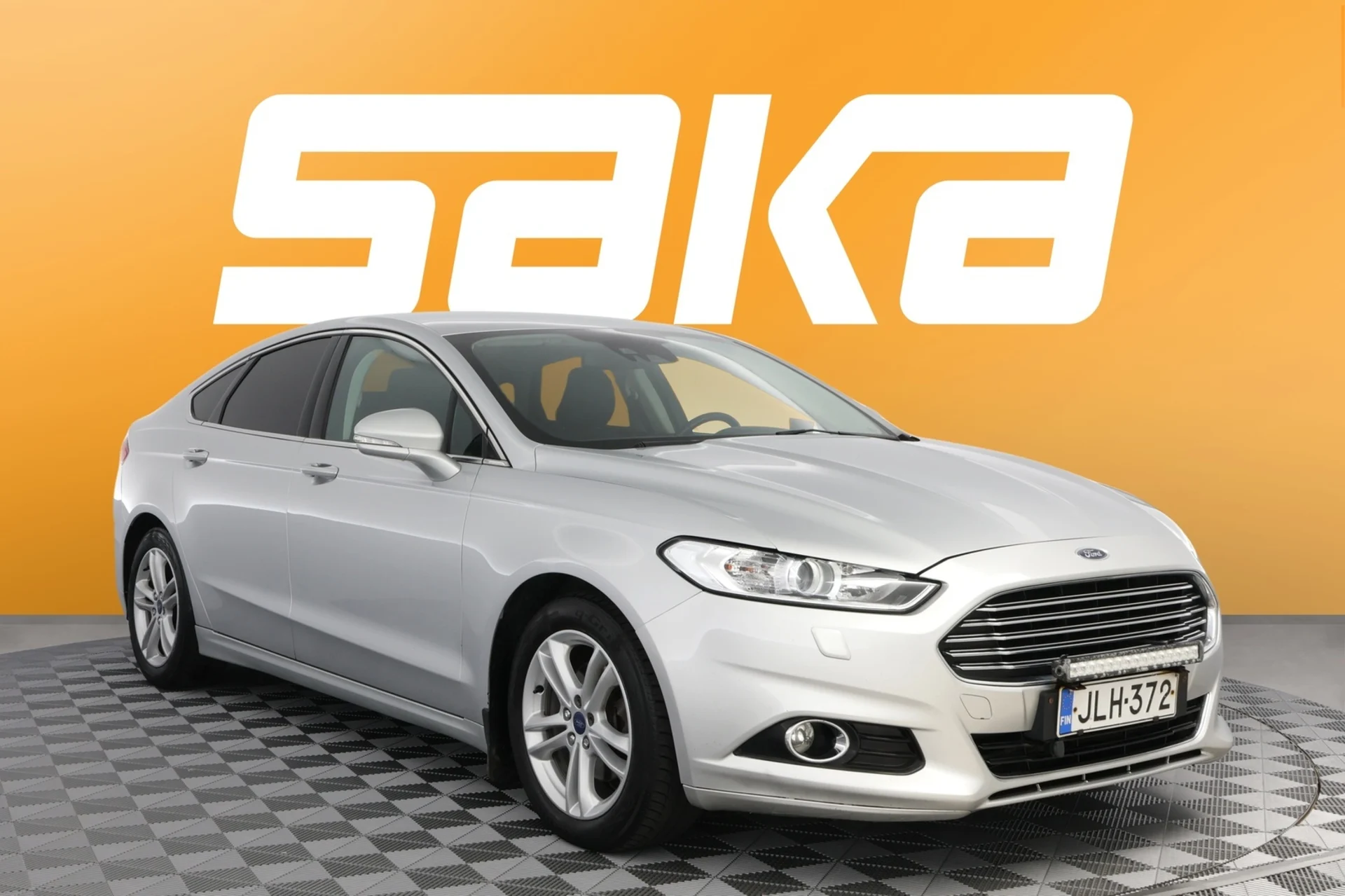 Car Image - 5VjyBknPQDnhwYeOqzQ6xf