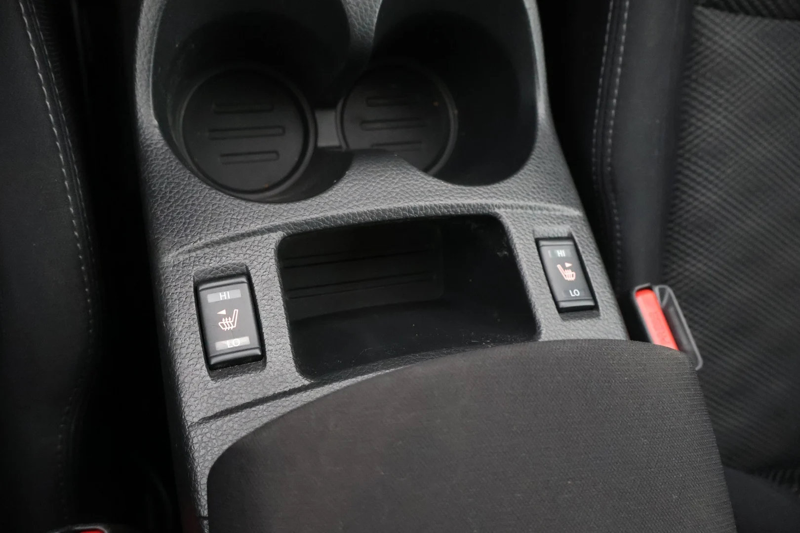 Car Image - 9PKzAbJ5qIHGk6Czz3FcW