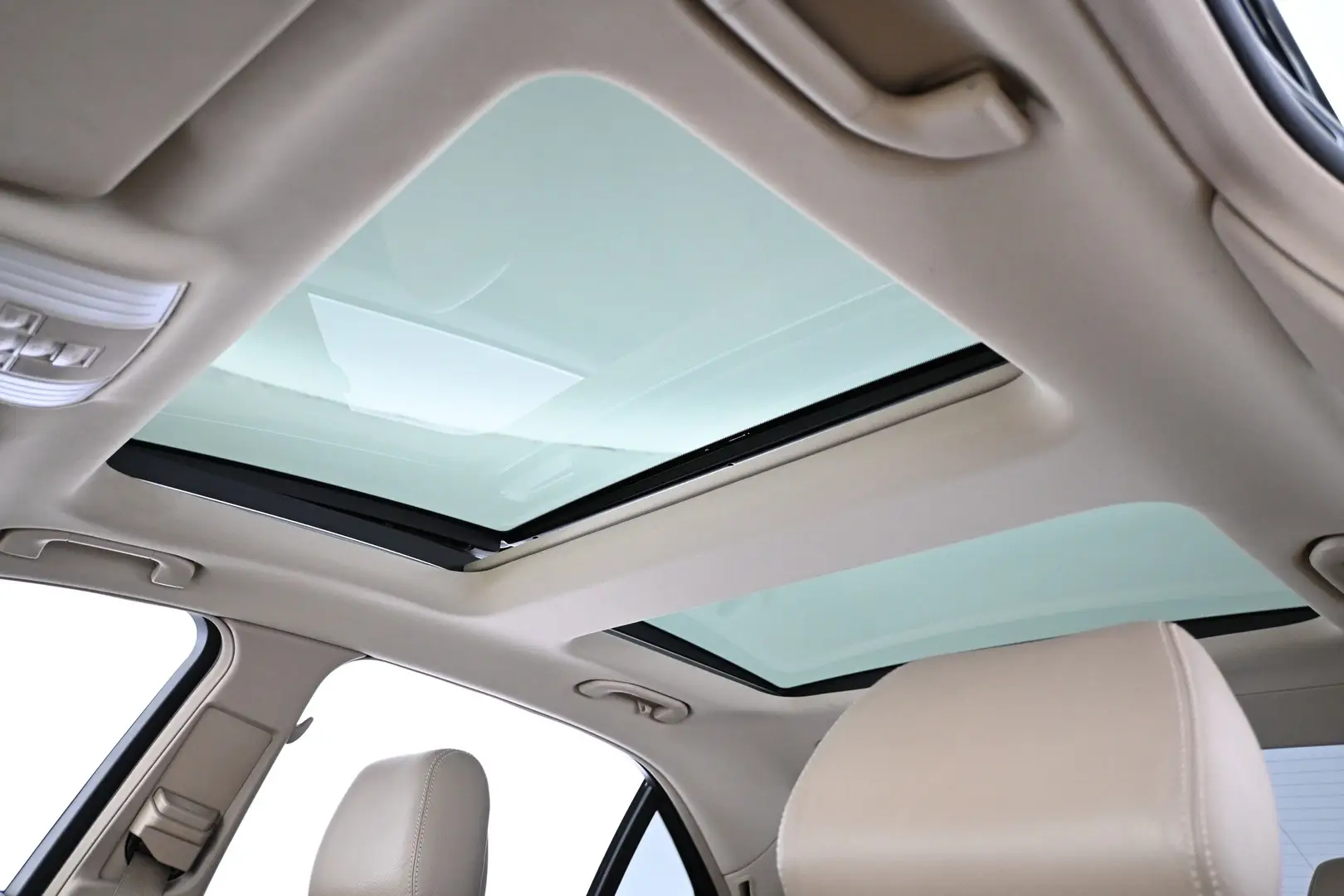 Car Image - 3o3WWf0MWJ7k0dTKfJ0Agv
