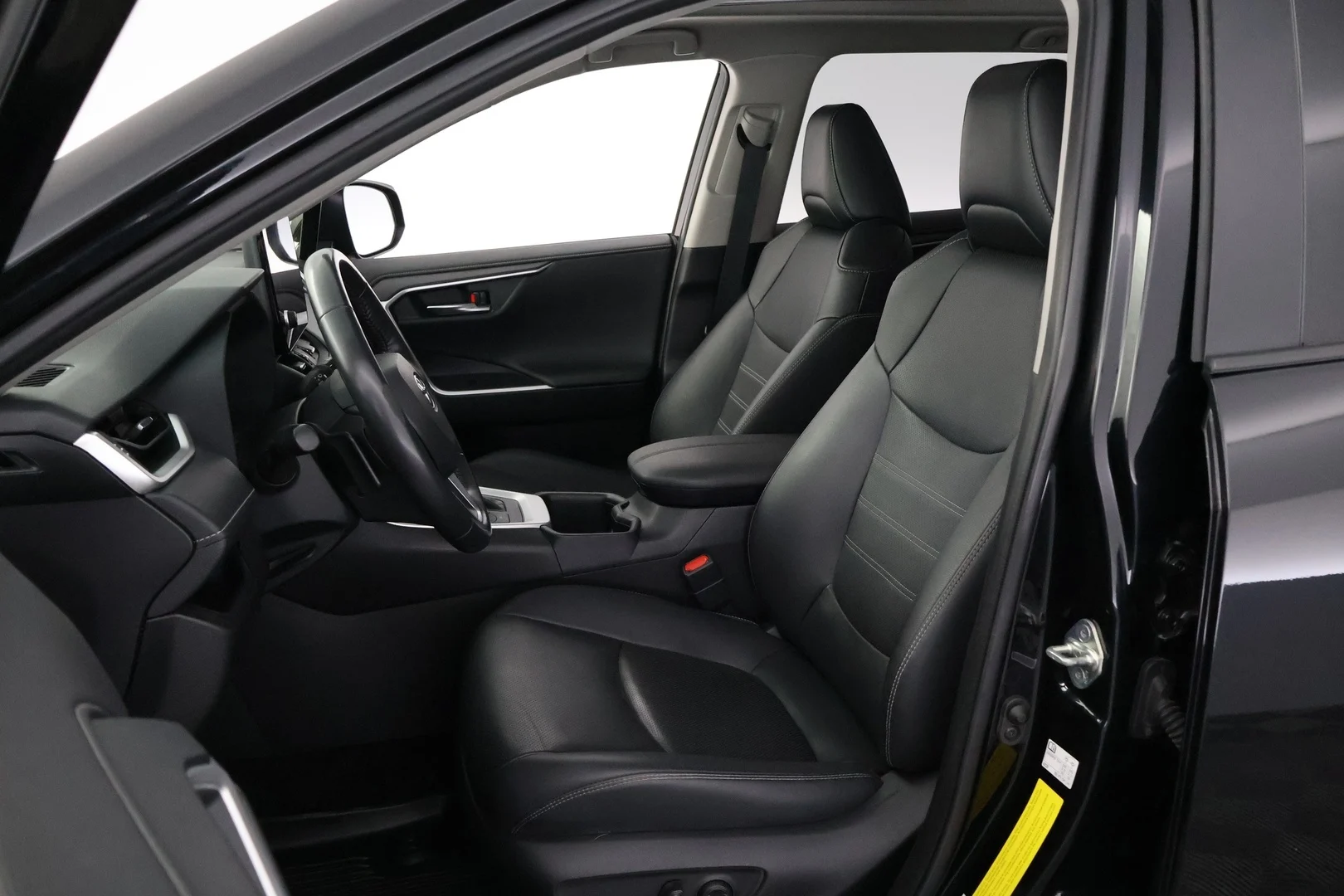 Car Image - 5gTX0Piw3zUQMOdUt83bF5