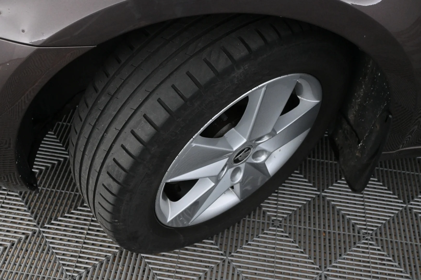 Car Image - 5Q6CUII8yYNx75qvabdmzA