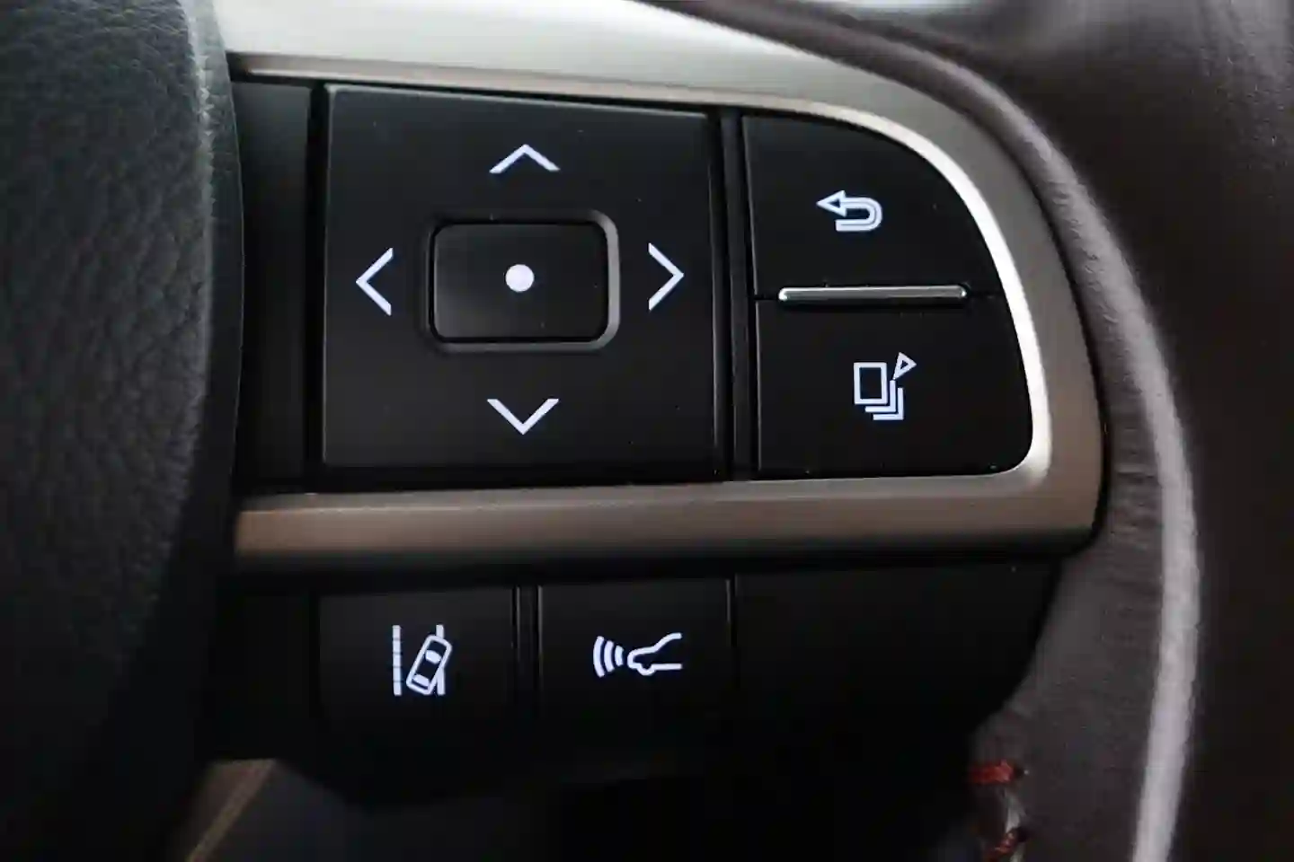 Car Image - 4MAc3K9XtW290ukXrCmcvT