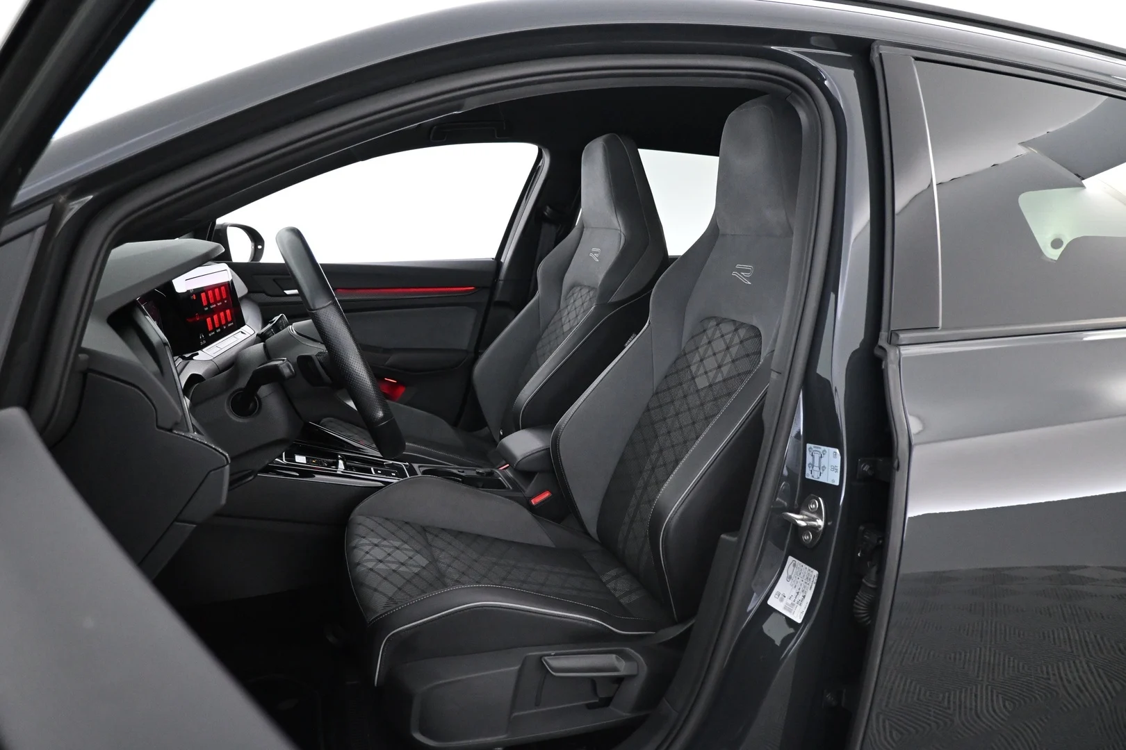 Car Image - 53v2MqeL1BvLUwHqCOQNCZ