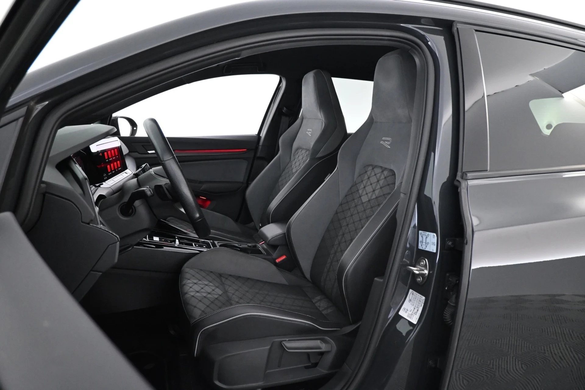 Car Image - 53v2MqeL1BvLUwHqCOQNCZ