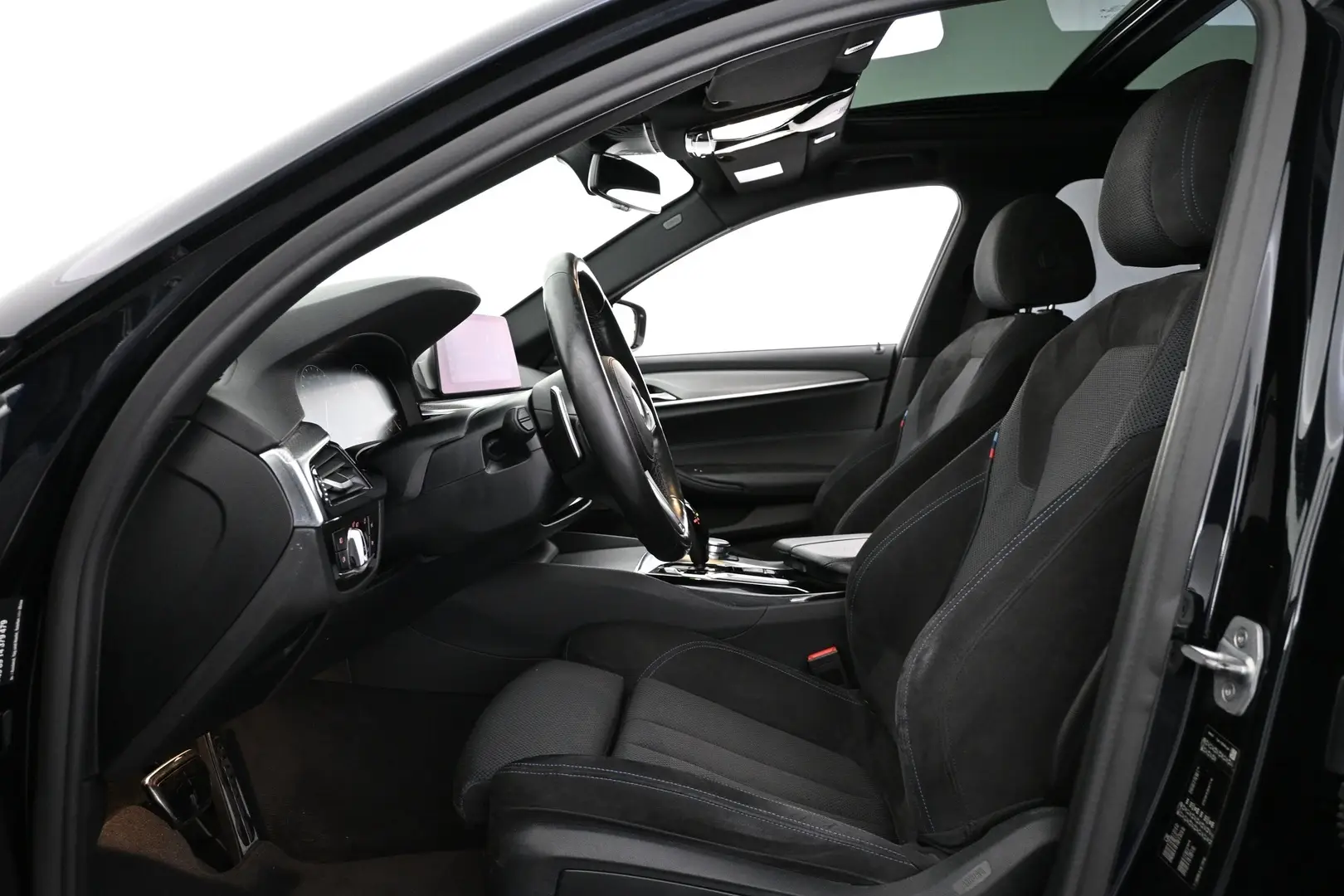 Car Image - 7pcbJFQmL7XLgF5rJRMe7c