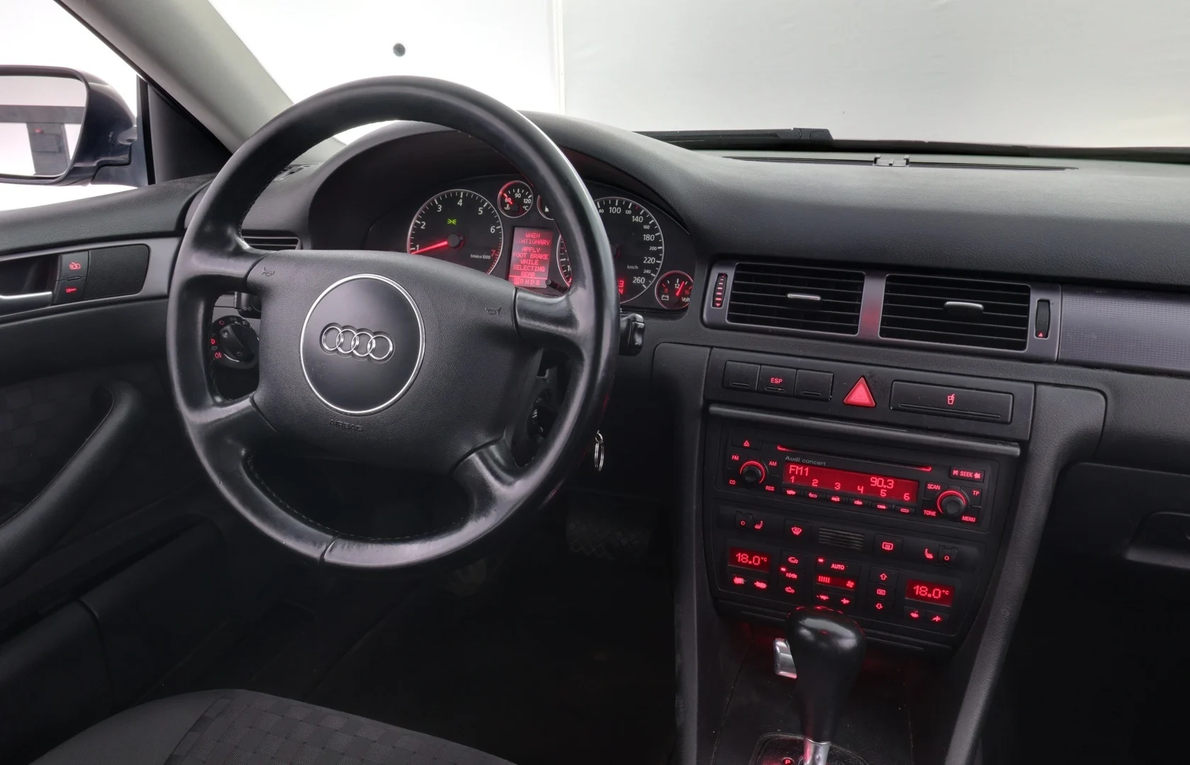 Car Image - 24xGJUJjM4DXAbuPrxcY0E