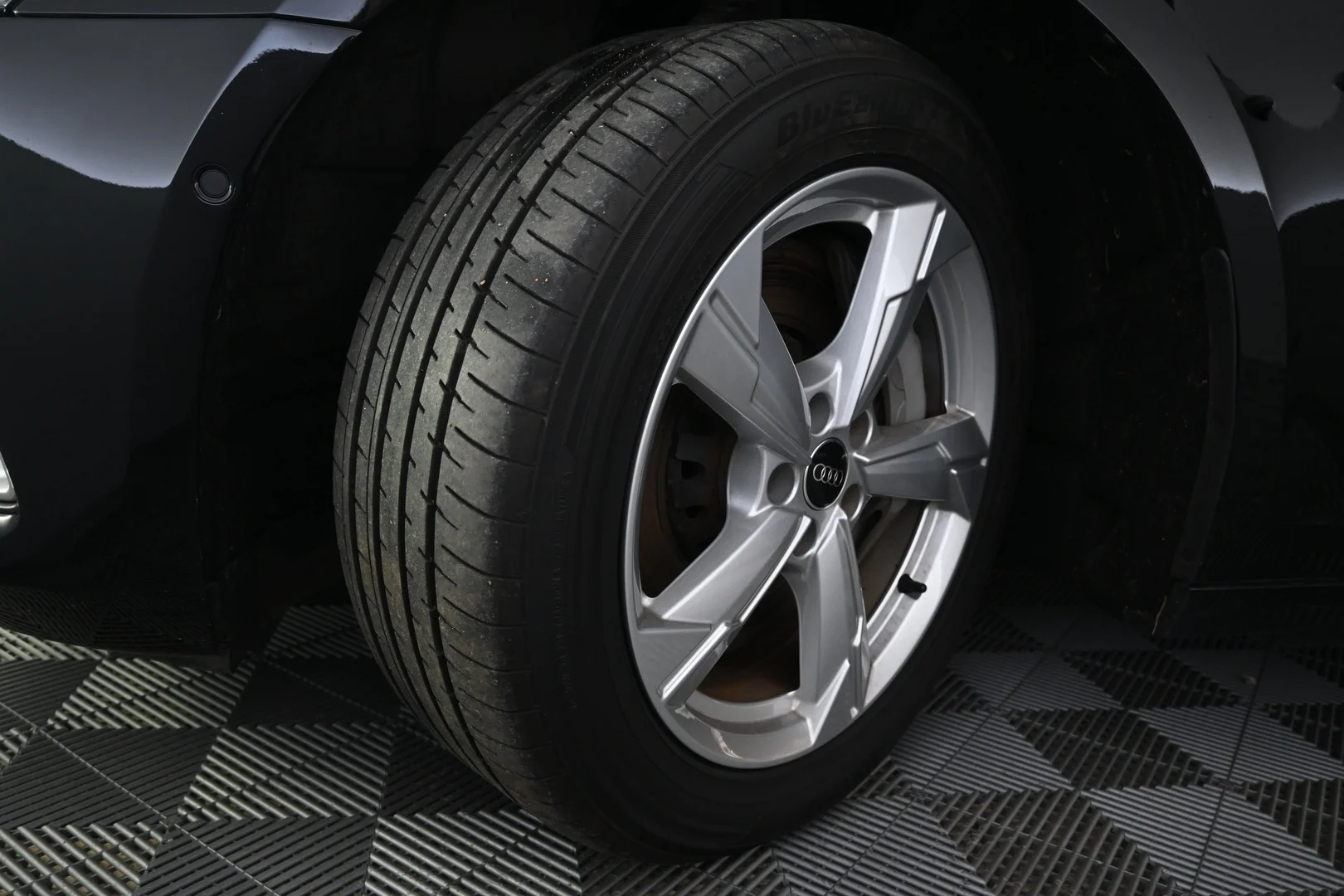 Car Image - 7HuGSiPdi3bKCbZ1jlvW6j