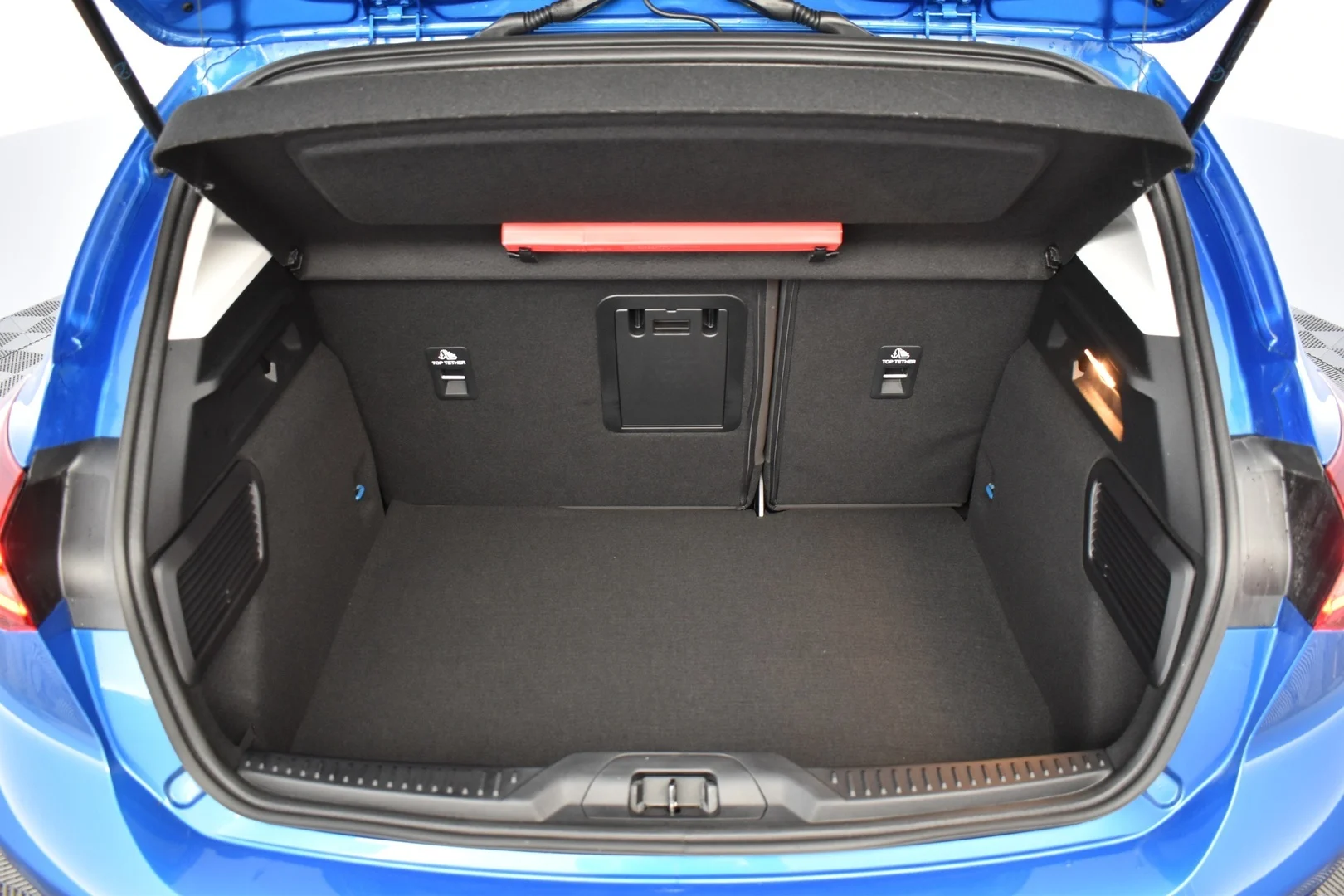 Car Image - 301KN6QTfE9FhkGF4NIpoF