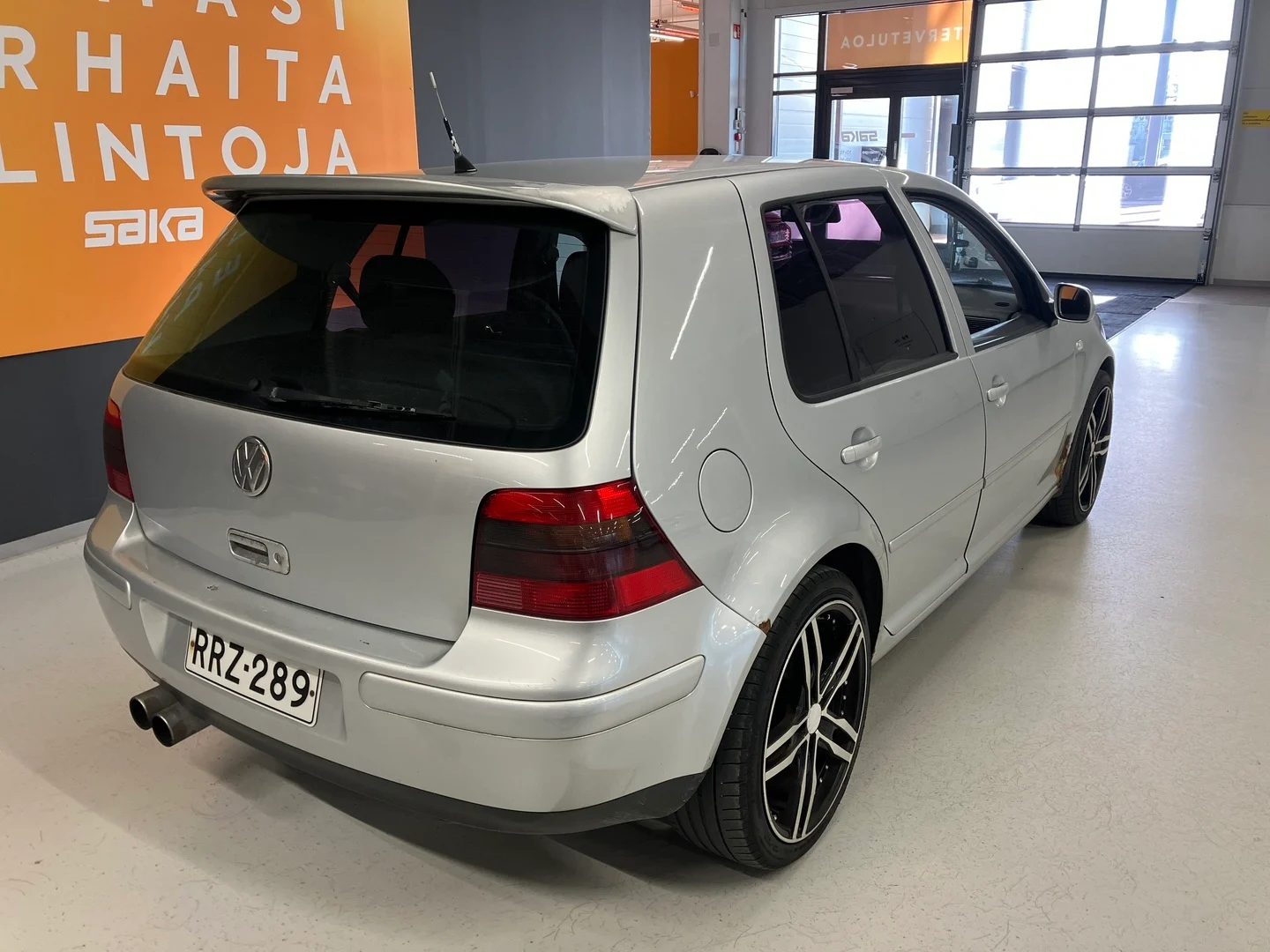 Car Image - 227xDsNdKFaVStBzheYP35