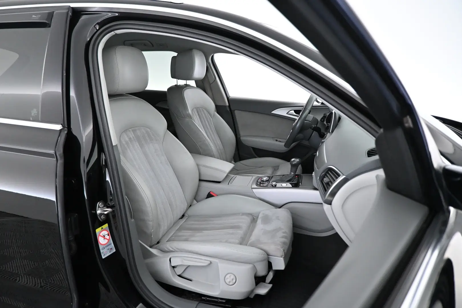 Car Image - 6PFgVzCK6vIXRhv1J5DRhD