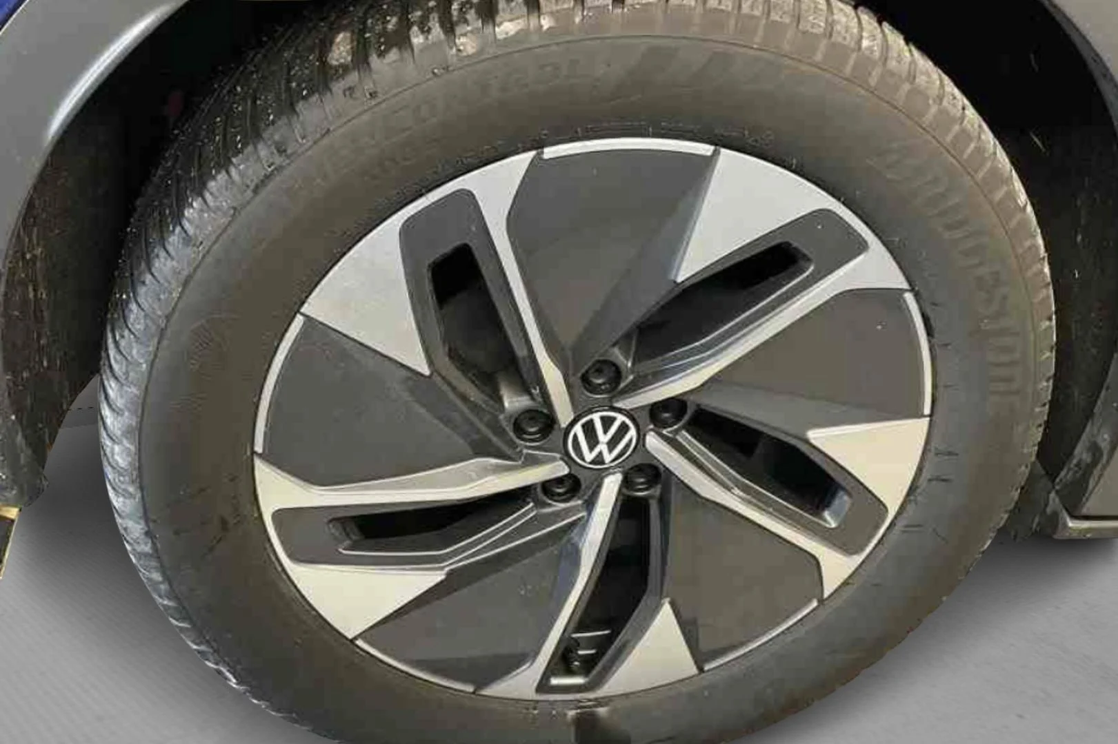 Car Image - 5oWUTrgWsfEINOvTITlw1N