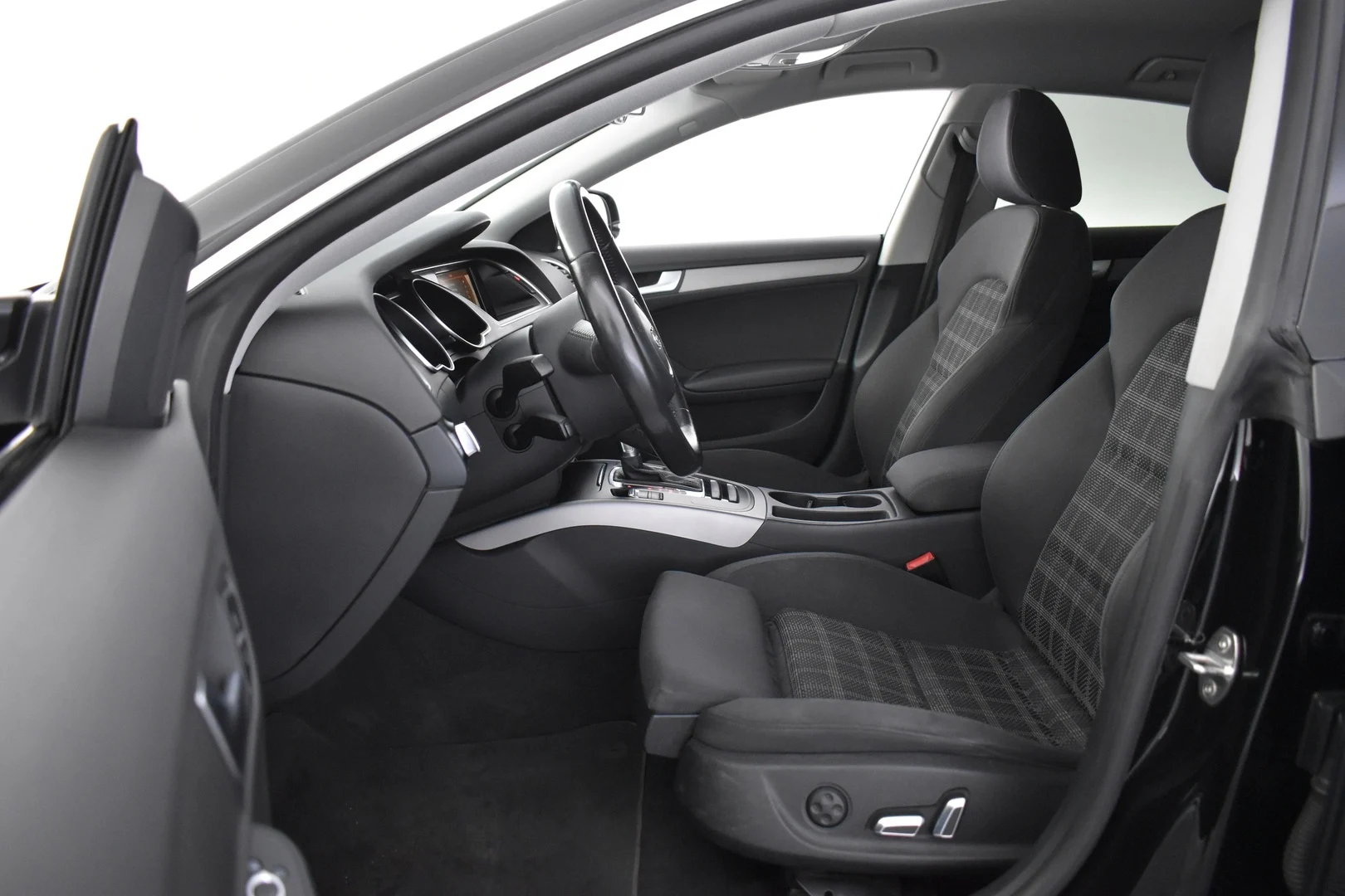 Car Image - 6plnlibcJWumWwjxx2u4hL