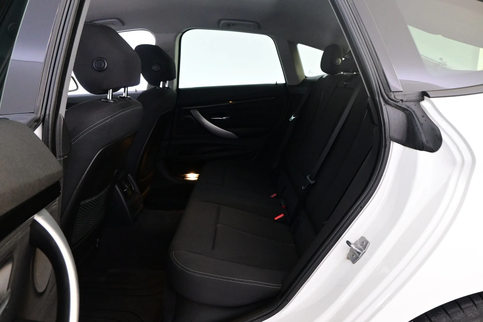Car Image - 4ZEpXd5rY6EYZRoTkK5SSZ