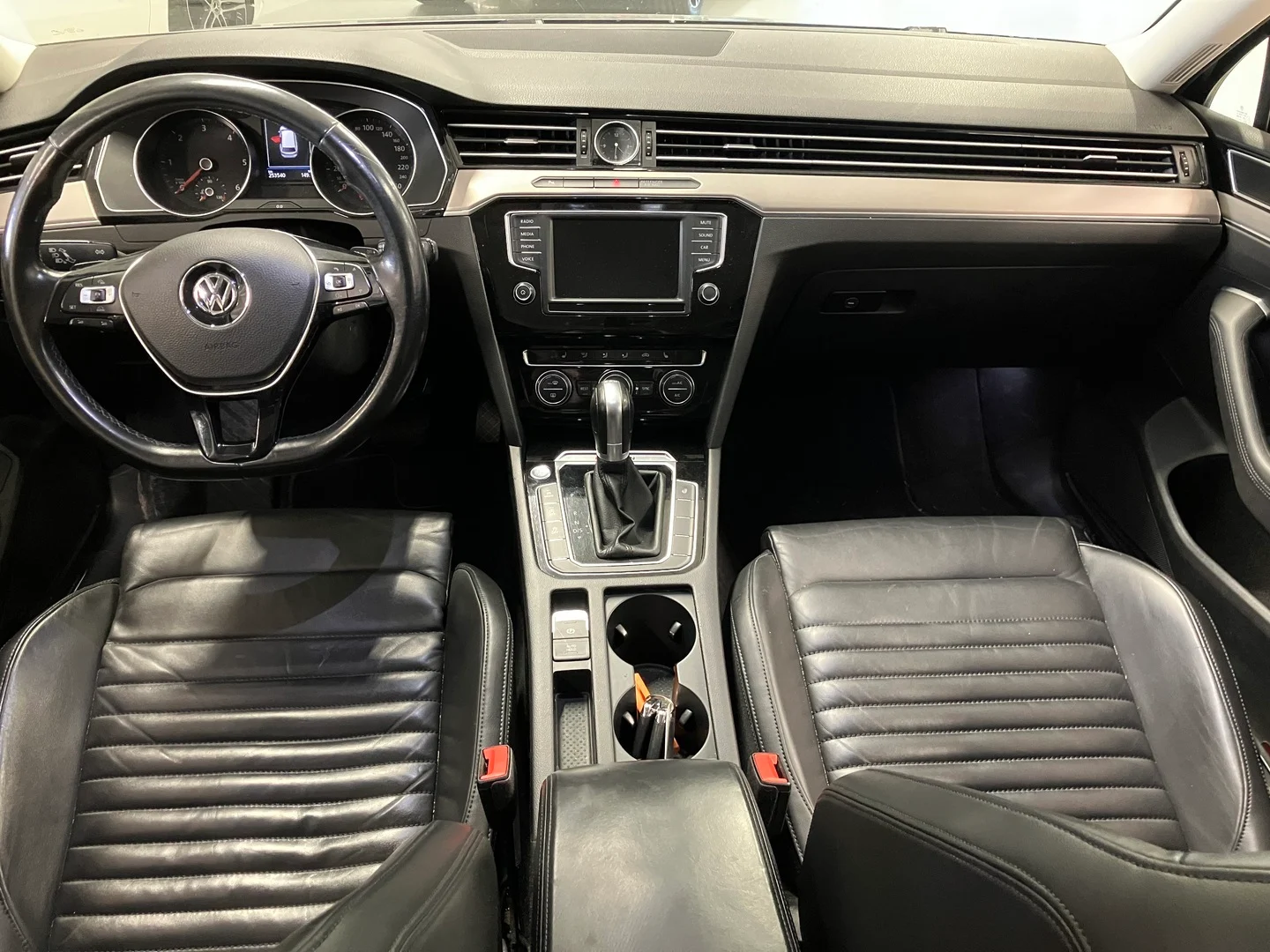 Car Image - 7mrSUJA3WqJEXlKtqLz8Cl