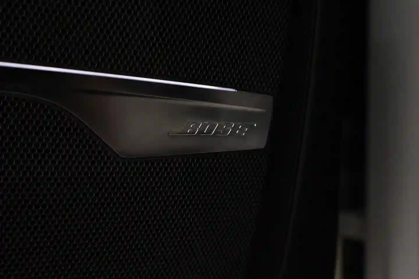 Car Image - 3zCw0Sth6BKwiQeEWDL33D
