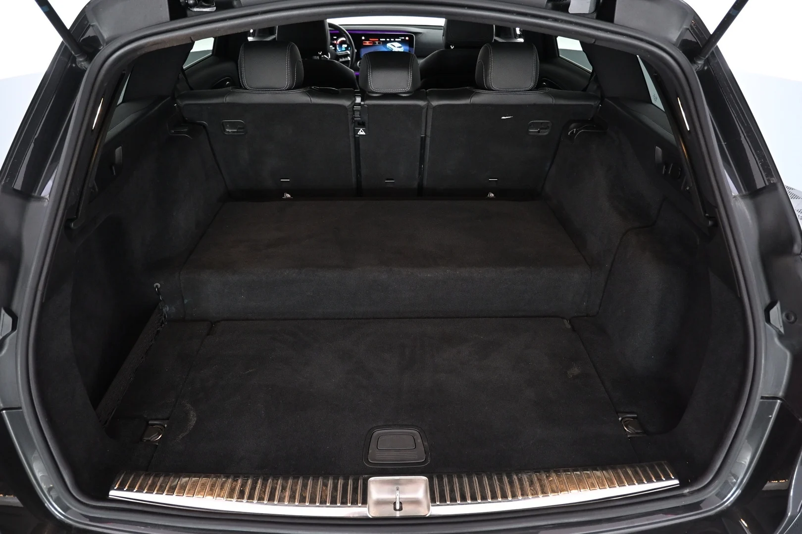 Car Image - 2gRDuRbbyuj6ye9azaan6s