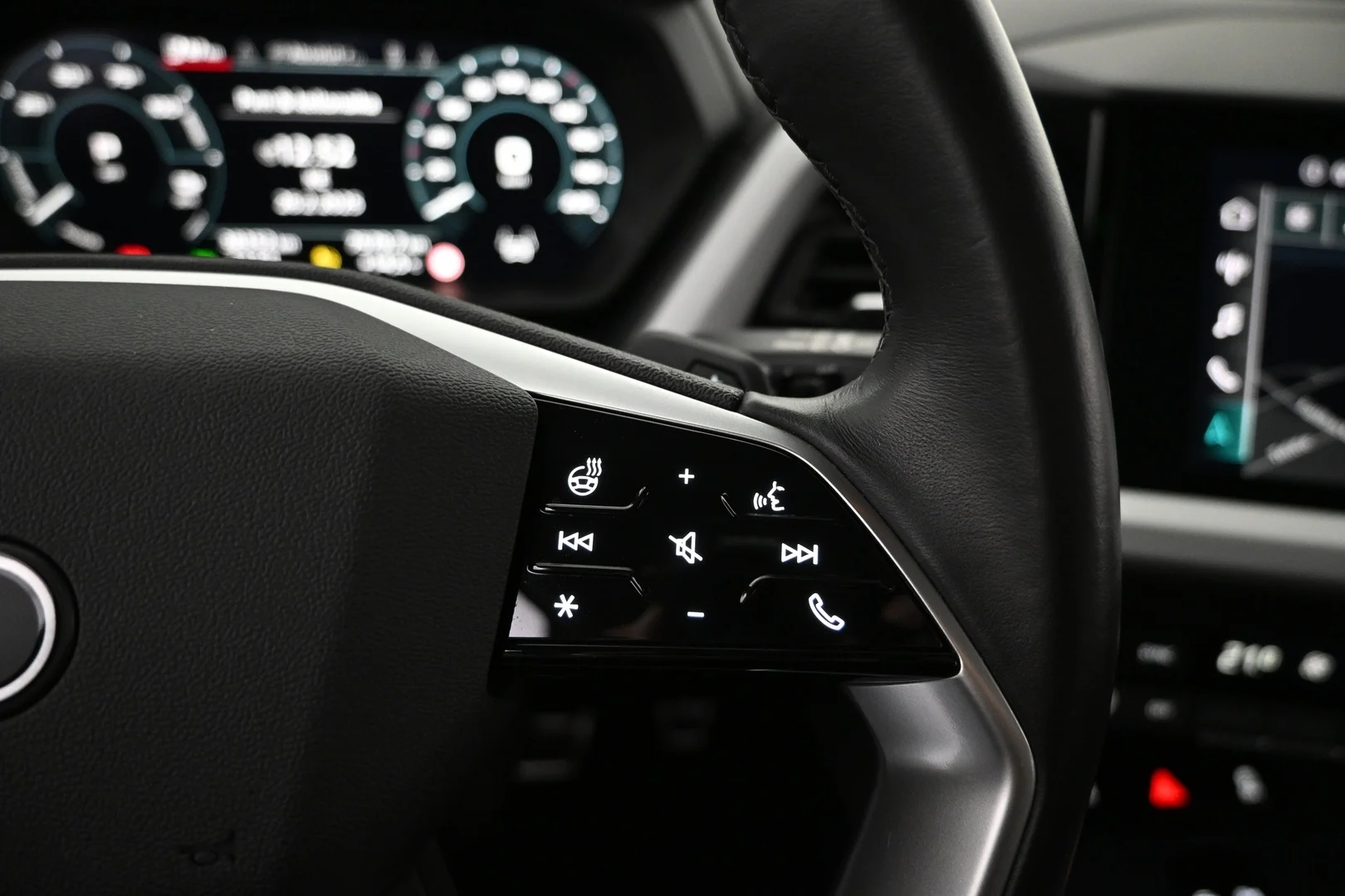 Car Image - 2Nv4tag3q4FU0wTNEM4YZb