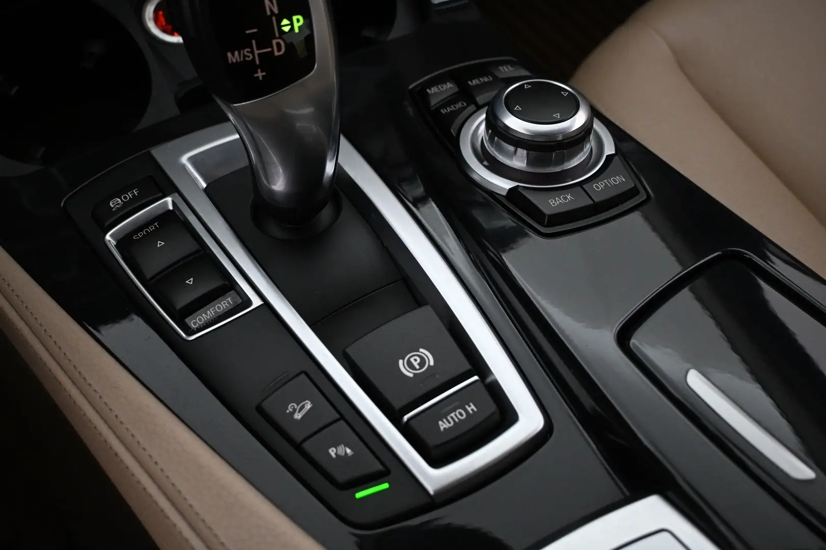 Car Image - 36vivgvO6wpU8Kz093gSFH