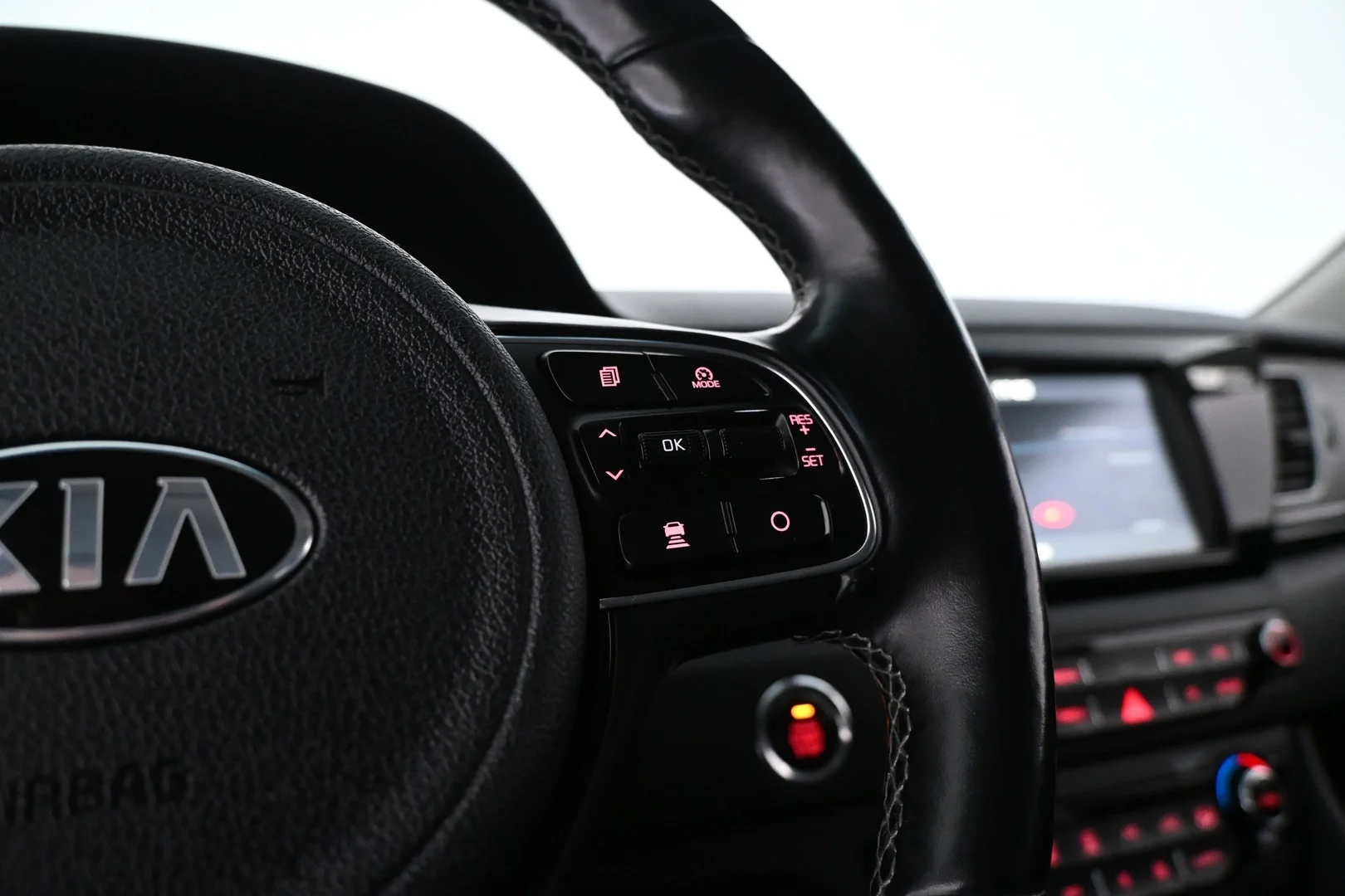 Car Image - 3fwiLBce1AzxJc2lB23Zar