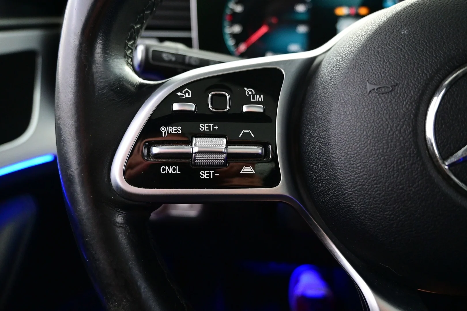 Car Image - 3N2aXnqAcnRAW78ILv7VCP