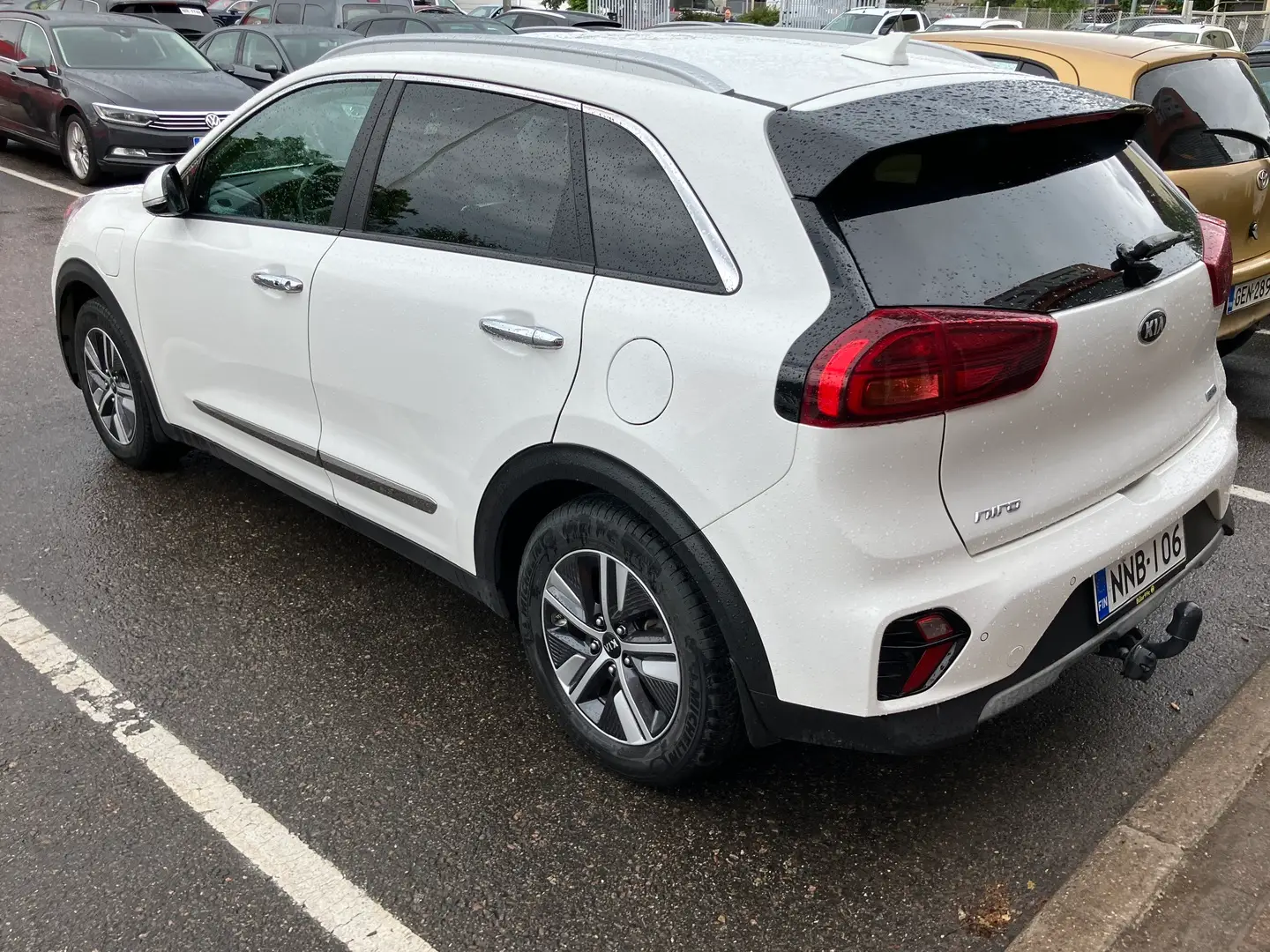 Car Image - 297dMTxR90RSwR2TIereyR