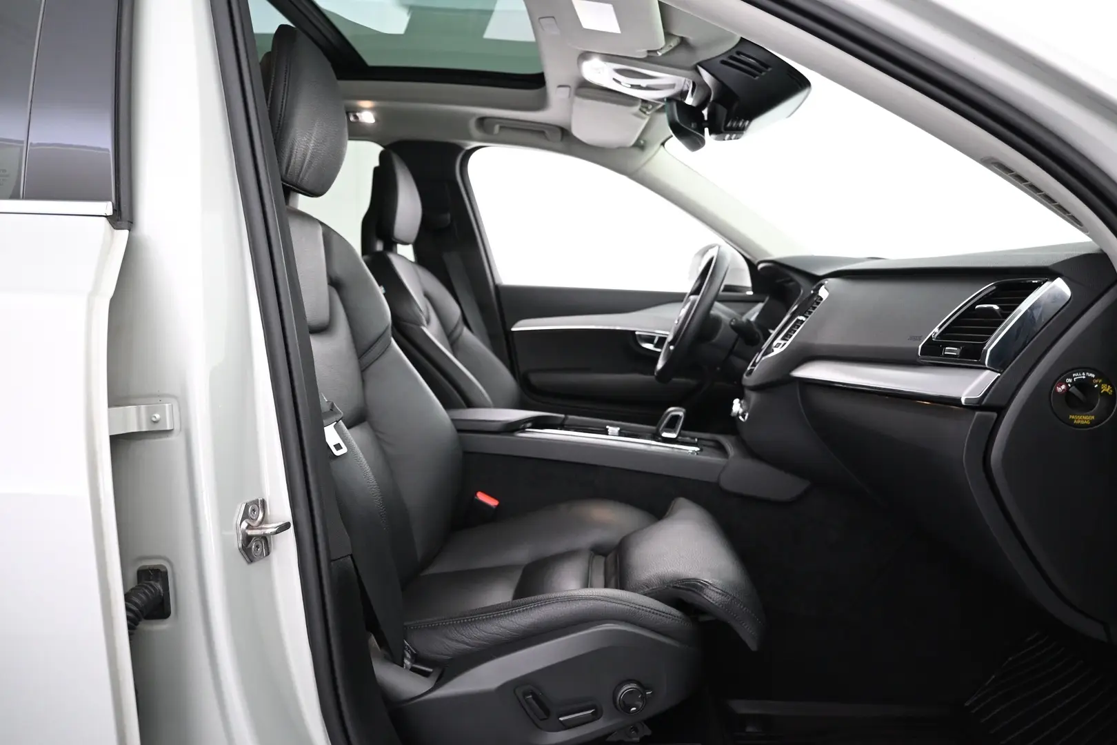 Car Image - 35PWuNlRrhkxWEsczc2y71