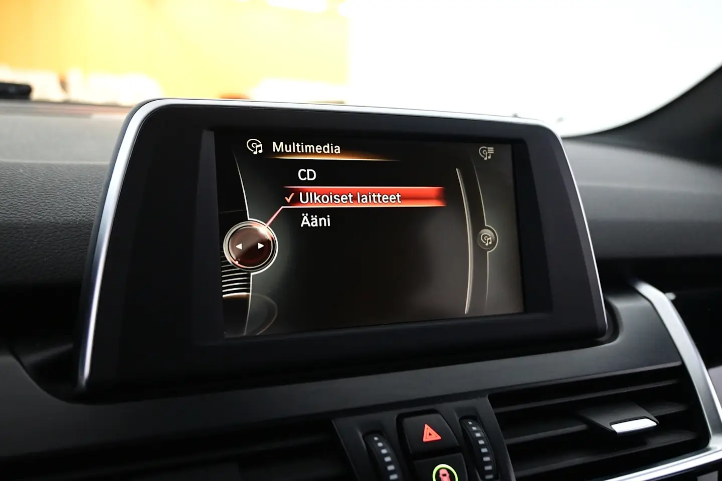 Car Image - 1B2DooCANXUDnFvIrLY12Y