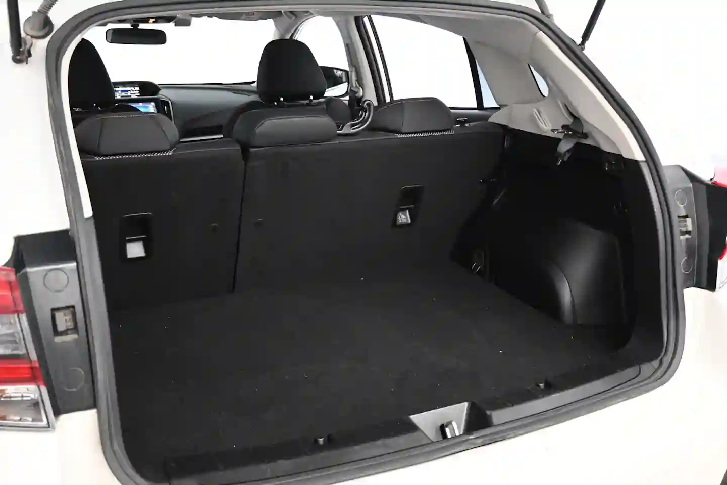 Car Image - 59kb0aRmb20zl75Mn9UMXR