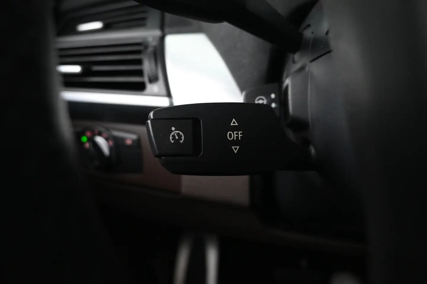 Car Image - 6W4hTq3TCkPkajleaDBcur