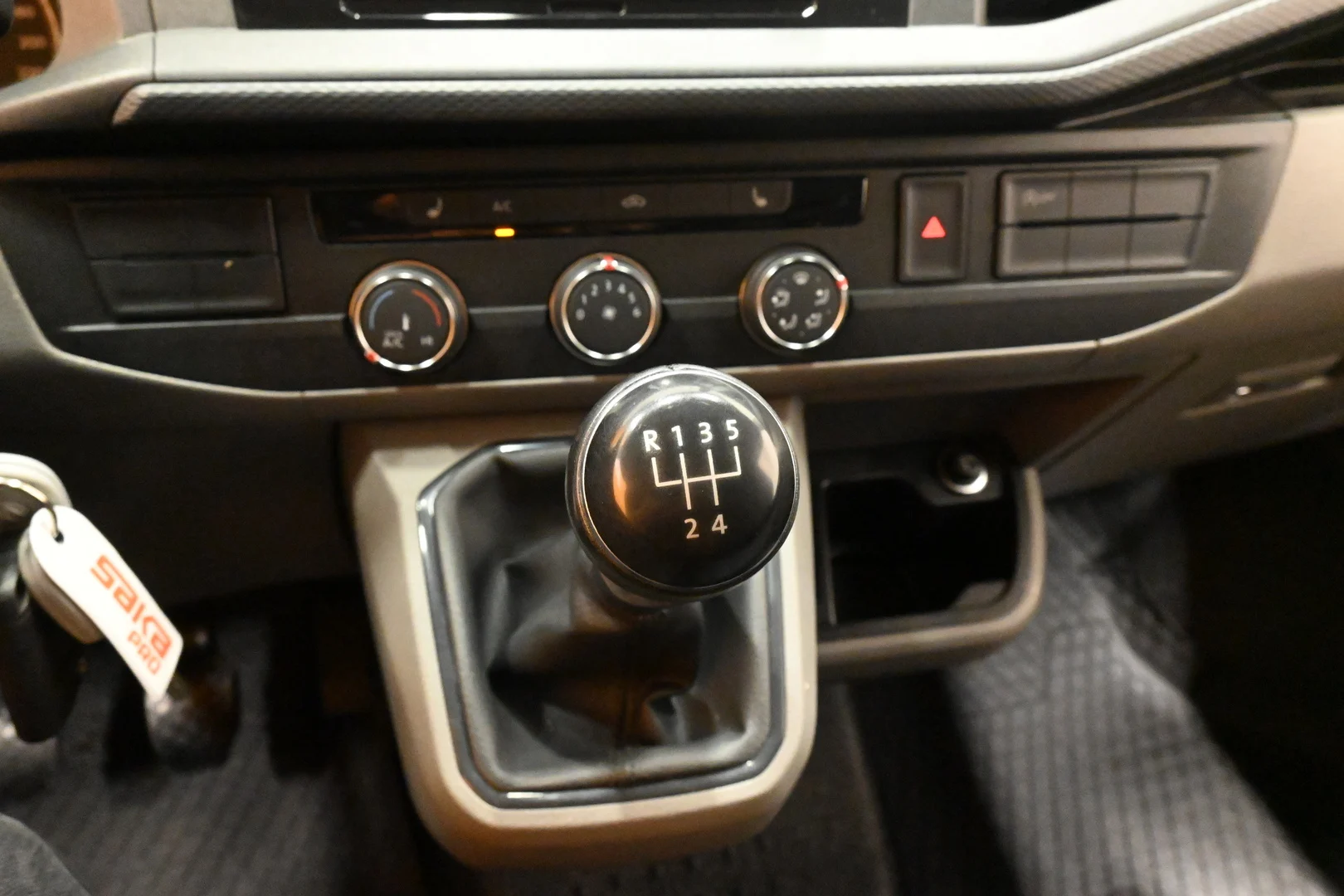 Car Image - 5CSUaYqk2ekdVpVtavY8Z2