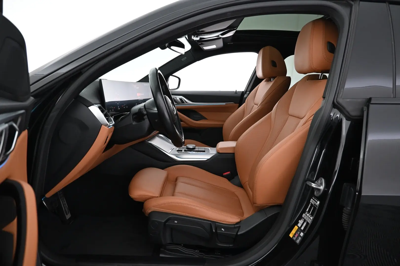 Car Image - 28LJJRWt64NQaGA6wdi31K