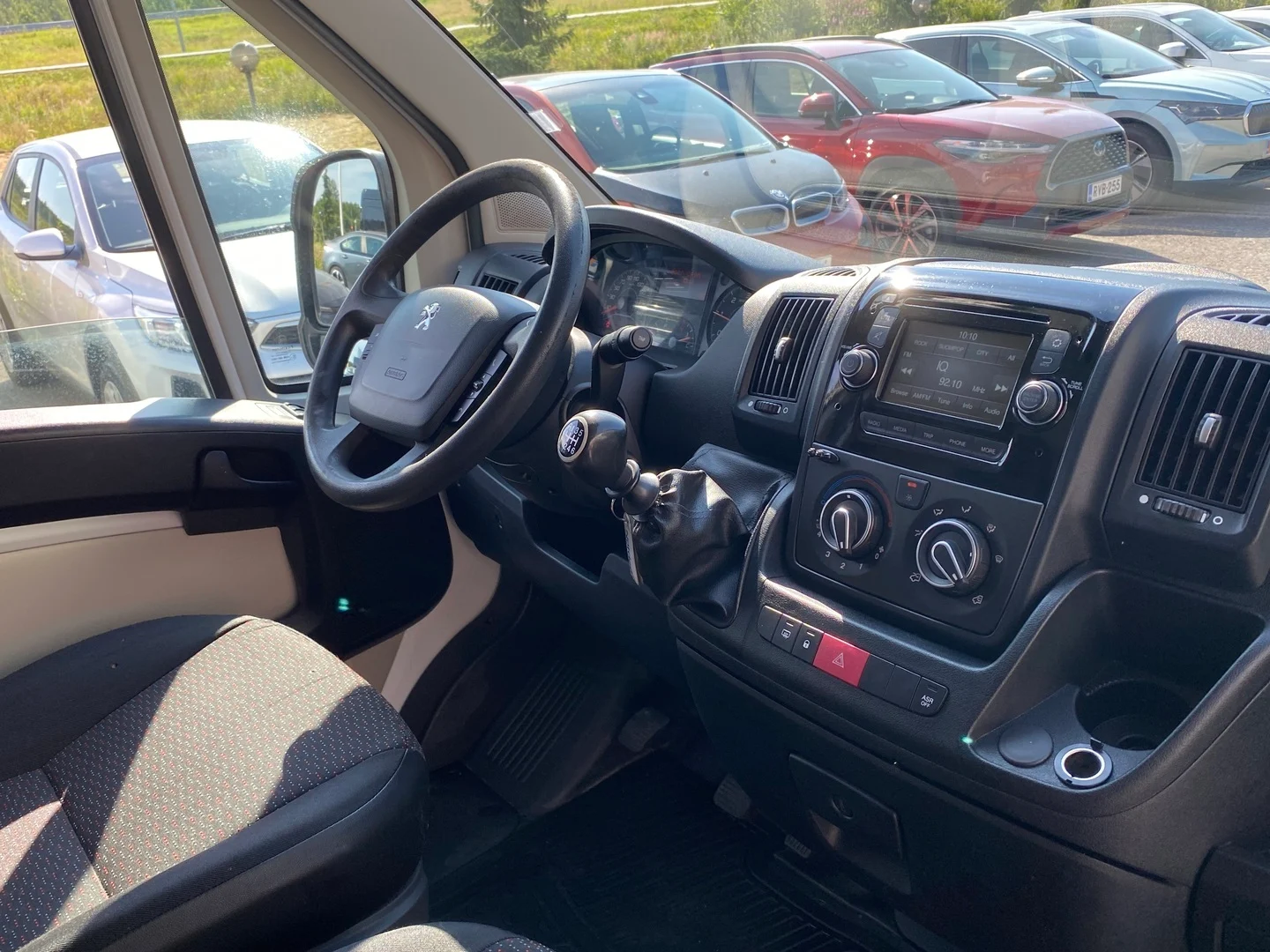 Car Image - 6YYblohDGUN8Q8cFMbiOth