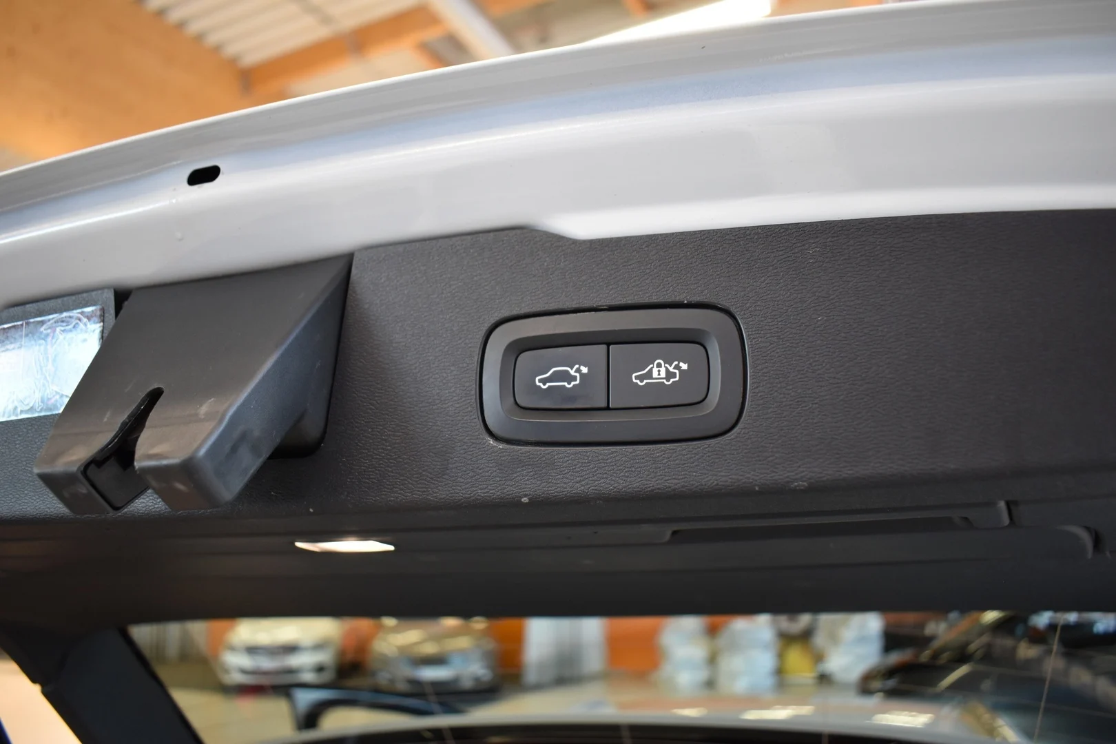 Car Image - 5zwhl3zD3qGCkoJwvym6DA
