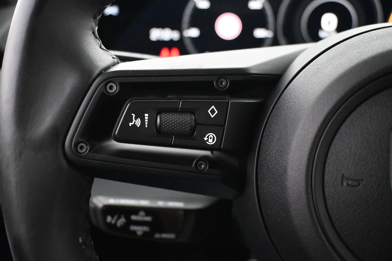 Car Image - 7gqVIbpeOpAEBxIp3pHFzU