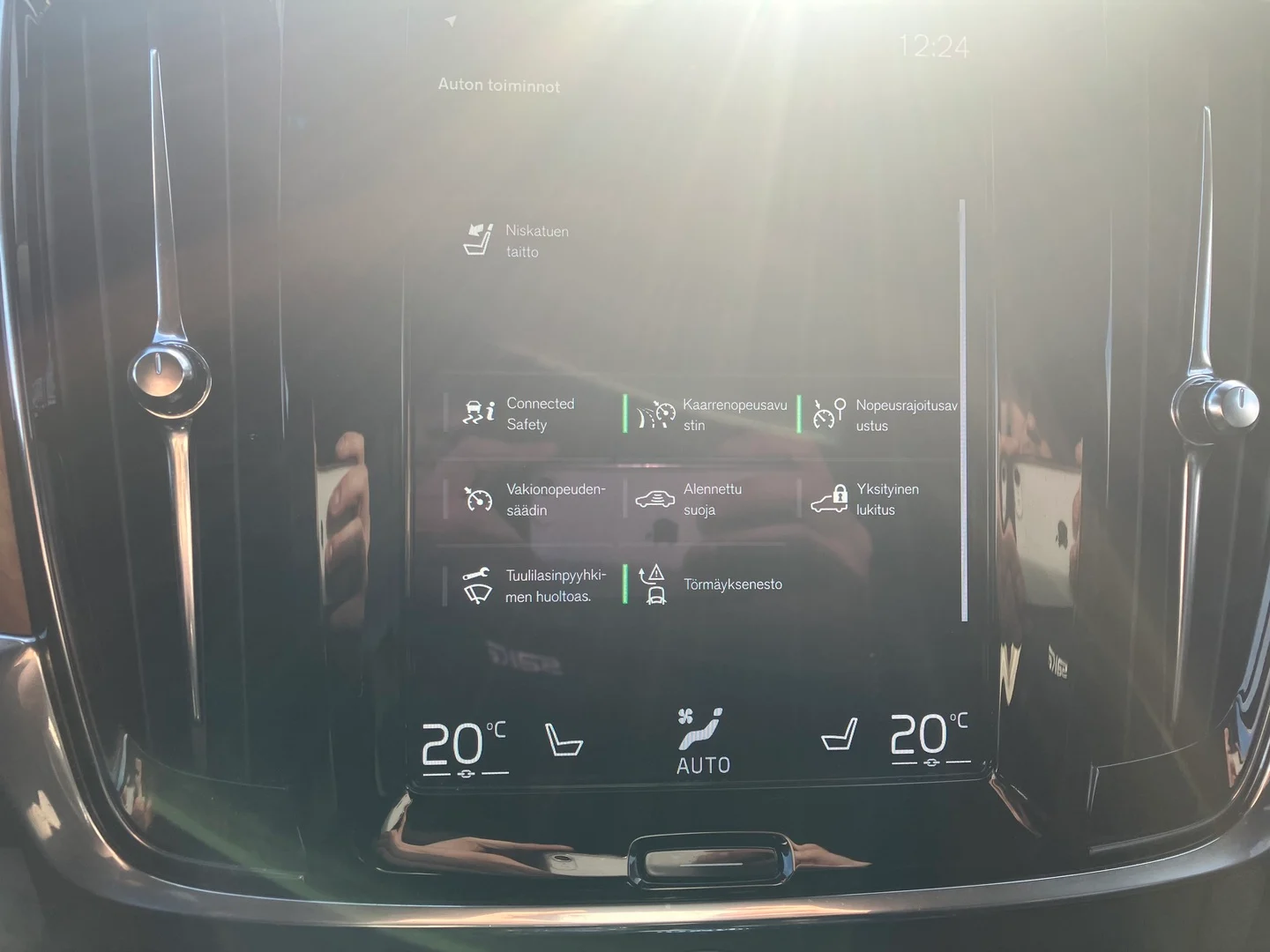 Car Image - 1bWFJSsWHvH8SDSR9EgXzx