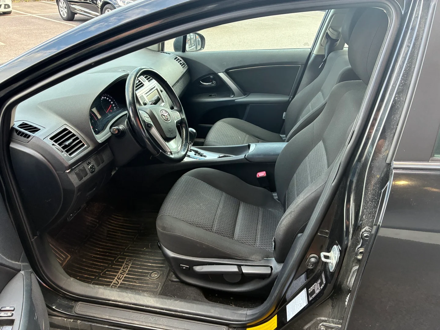Car Image - 6OVa3oicBxsPFE43jZIdNV