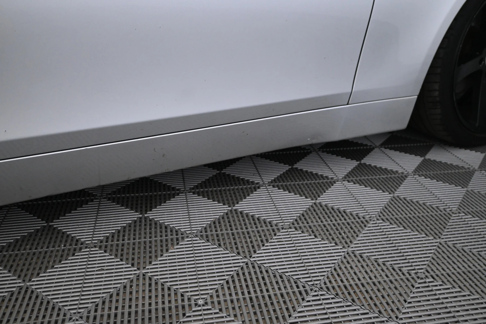 Car Image - 25AkVkDUVig8uzuEsdDVFH