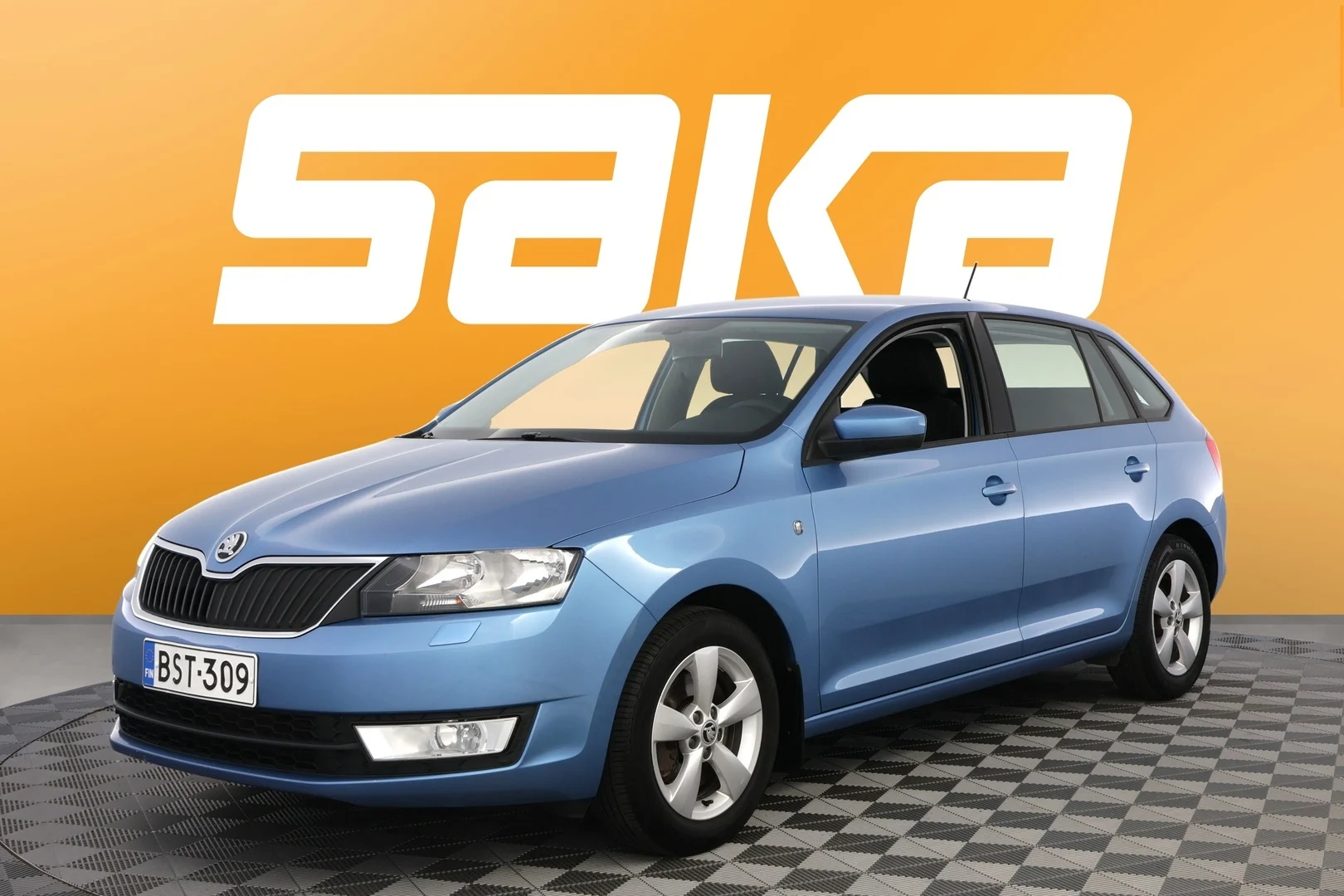 Car Image - 3ncN4e7W3SCOA7rIabWznN