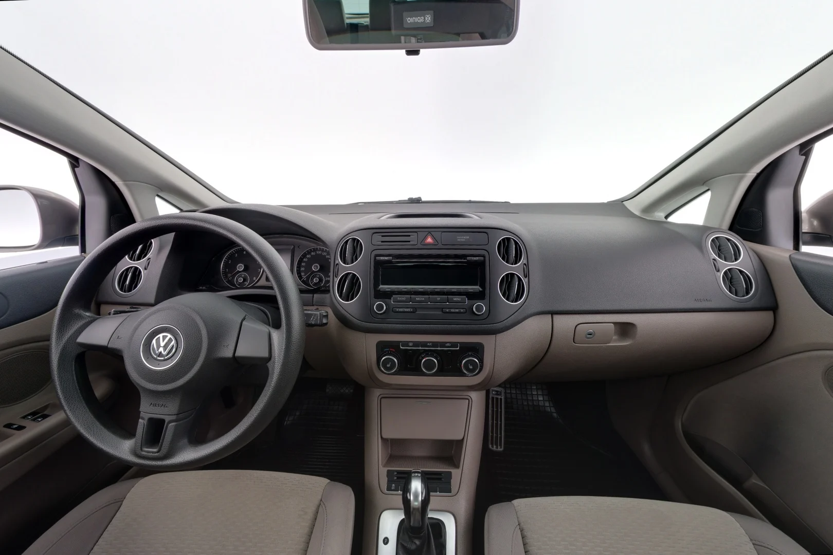 Car Image - o1dZfdzGS6sTzmNYrt5HZ
