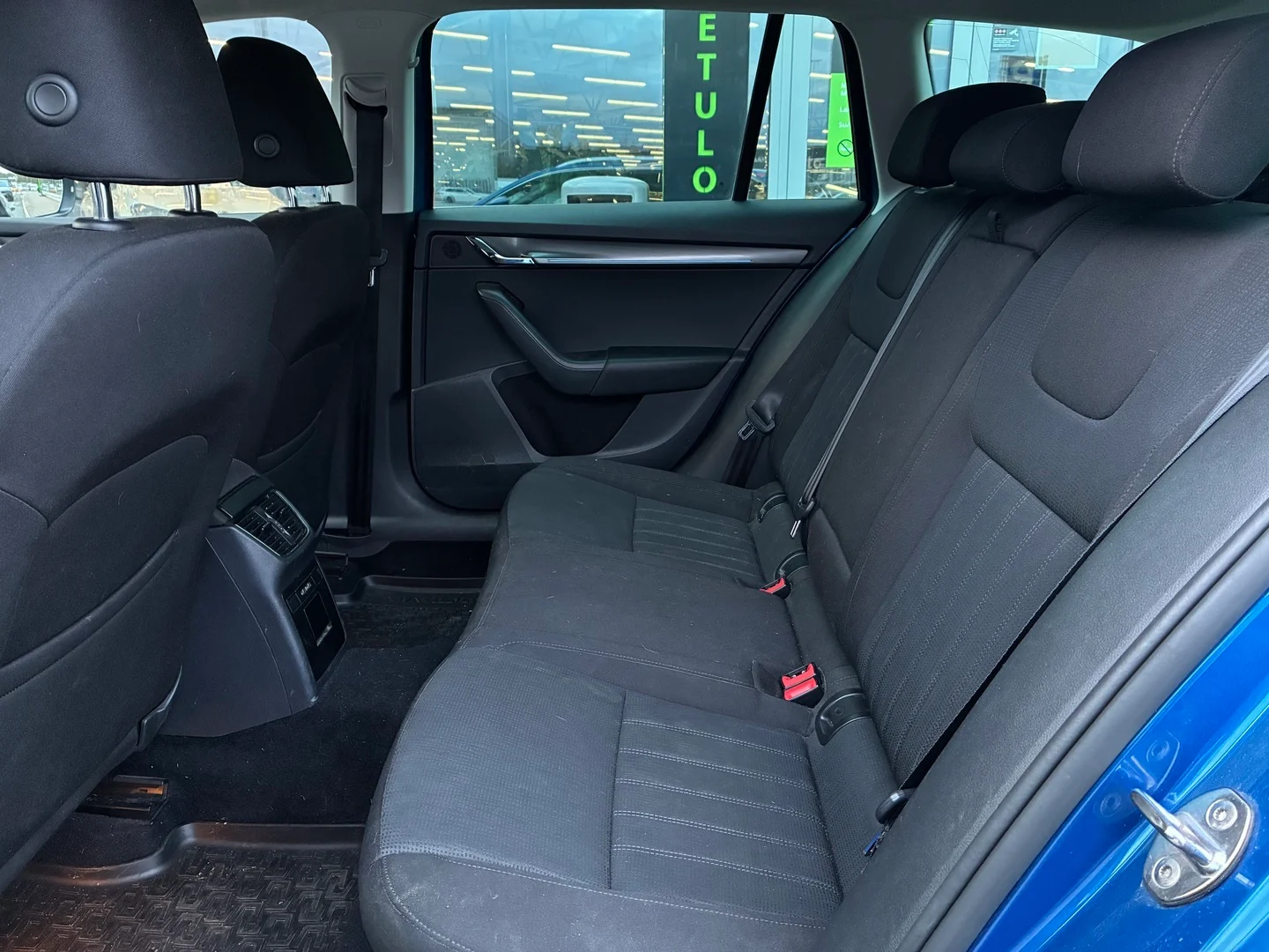 Car Image - 47dnlaMlJm8QYKS5ym314T