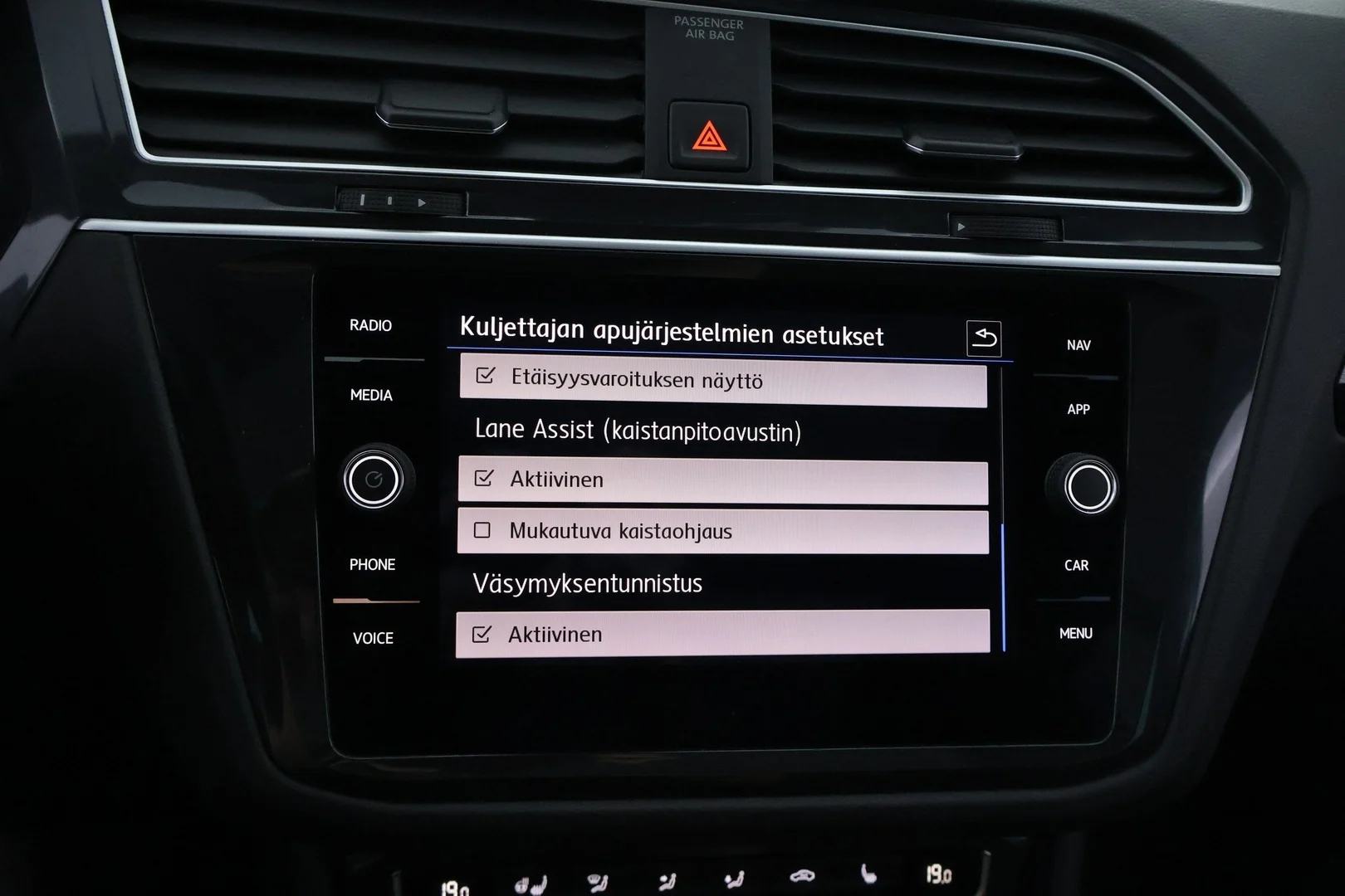 Car Image - 72RwHLBBC3Q2H5ilgNjRDV
