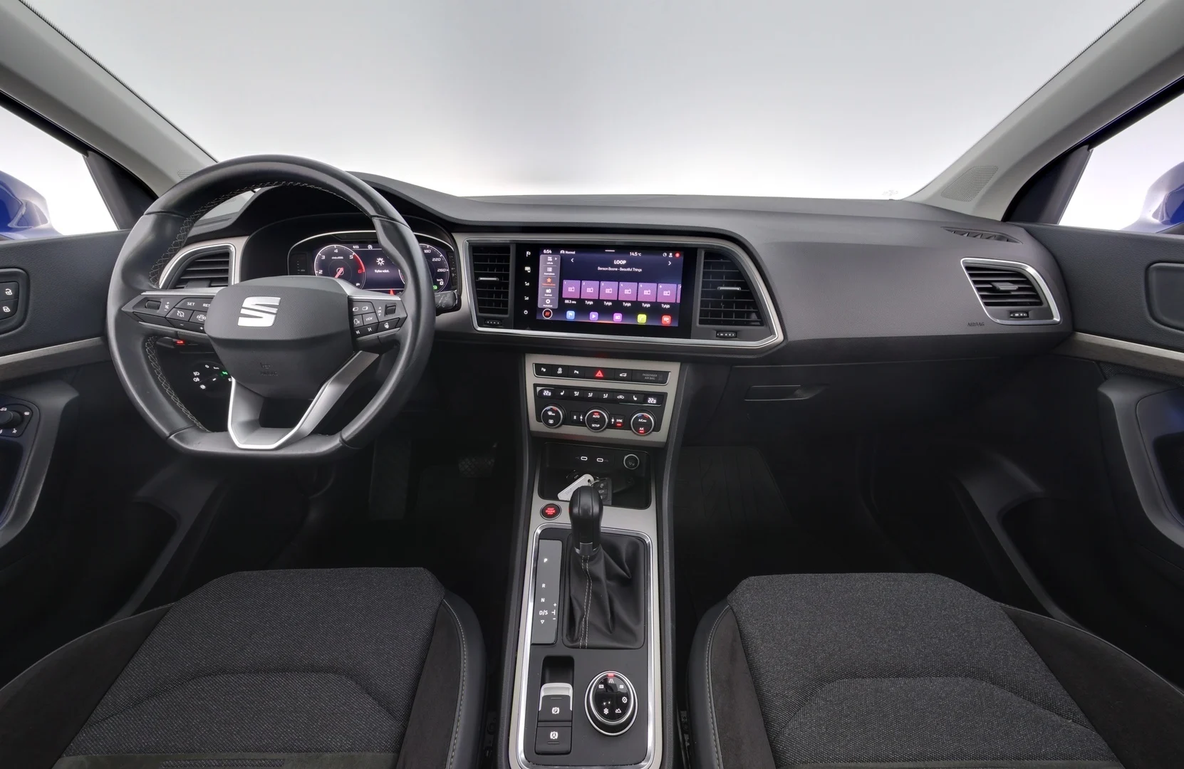 Car Image - 1rxlhw3DyJgJSVfHUxunoy