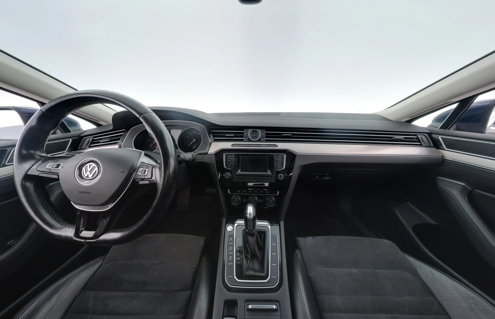 Car Image - 0nLHTrzqV1VfvZIhYKL4A