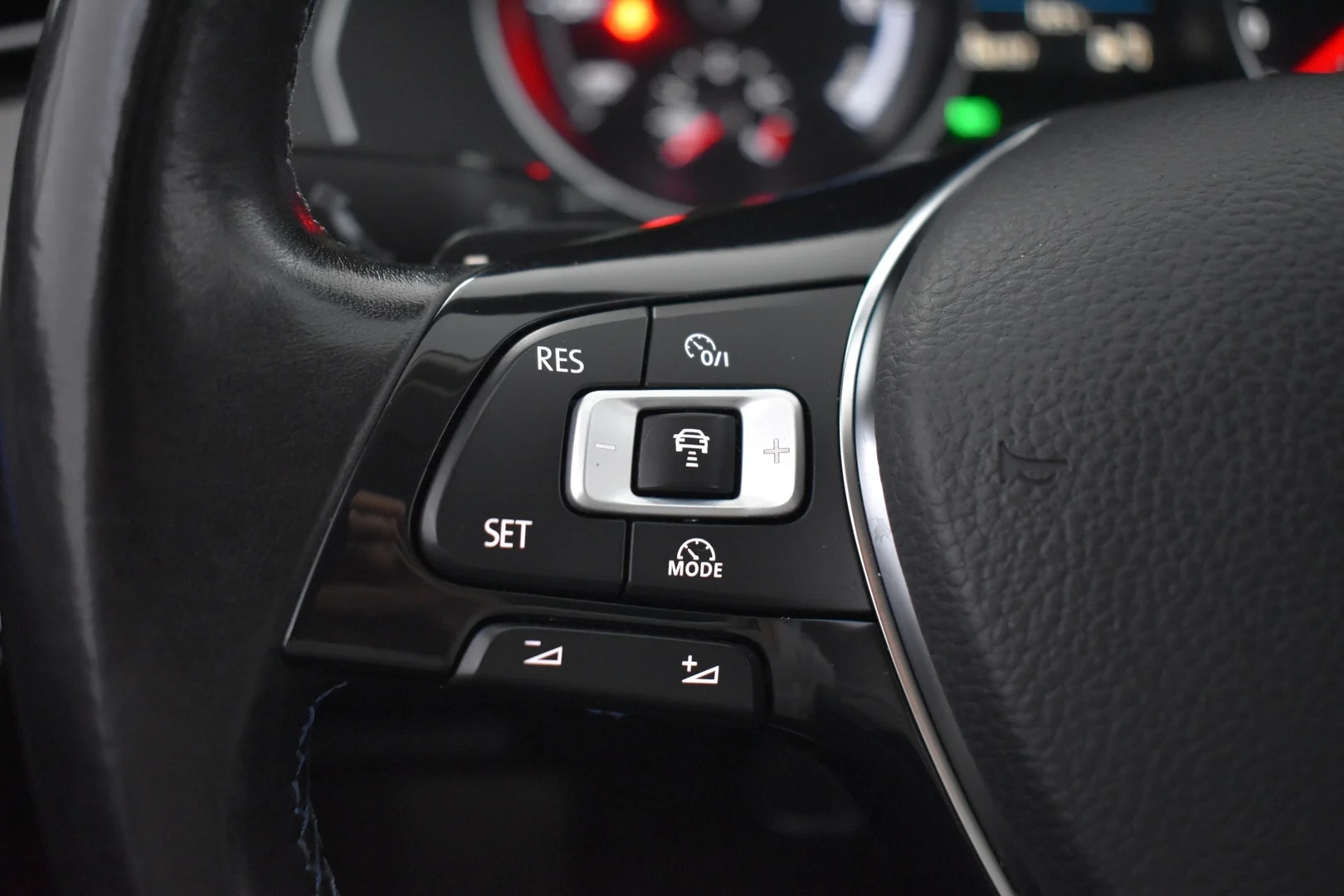 Car Image - 268g7MbaQrVqxbuydFUxkK