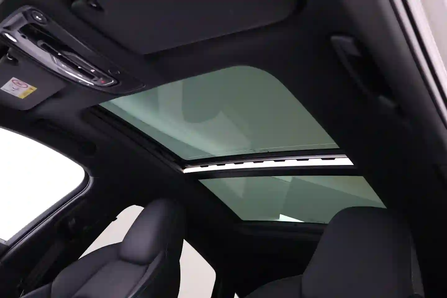 Car Image - 5trnScceGtxTrC4zPXKTCt