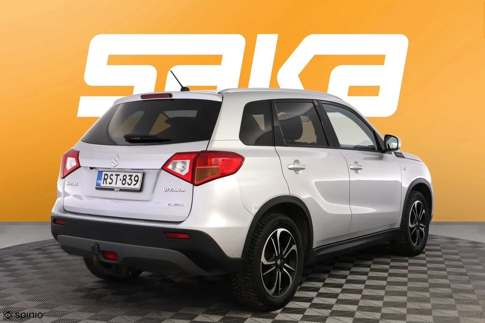 Car Image - 4hCIHn10QL4qHkmxWSG5xK