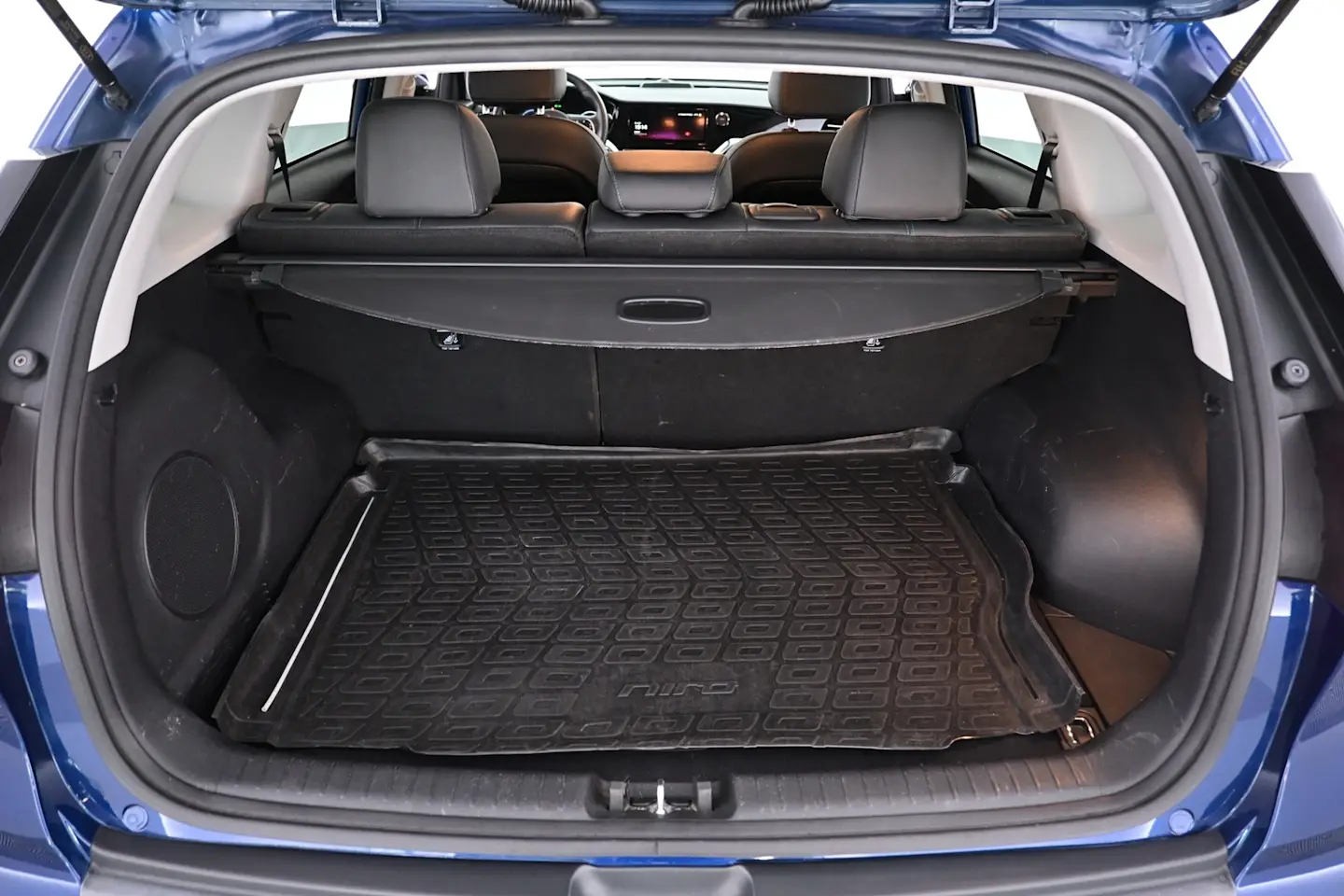 Car Image - 3EVwIK9XRqjoLwlmqSEWQ4